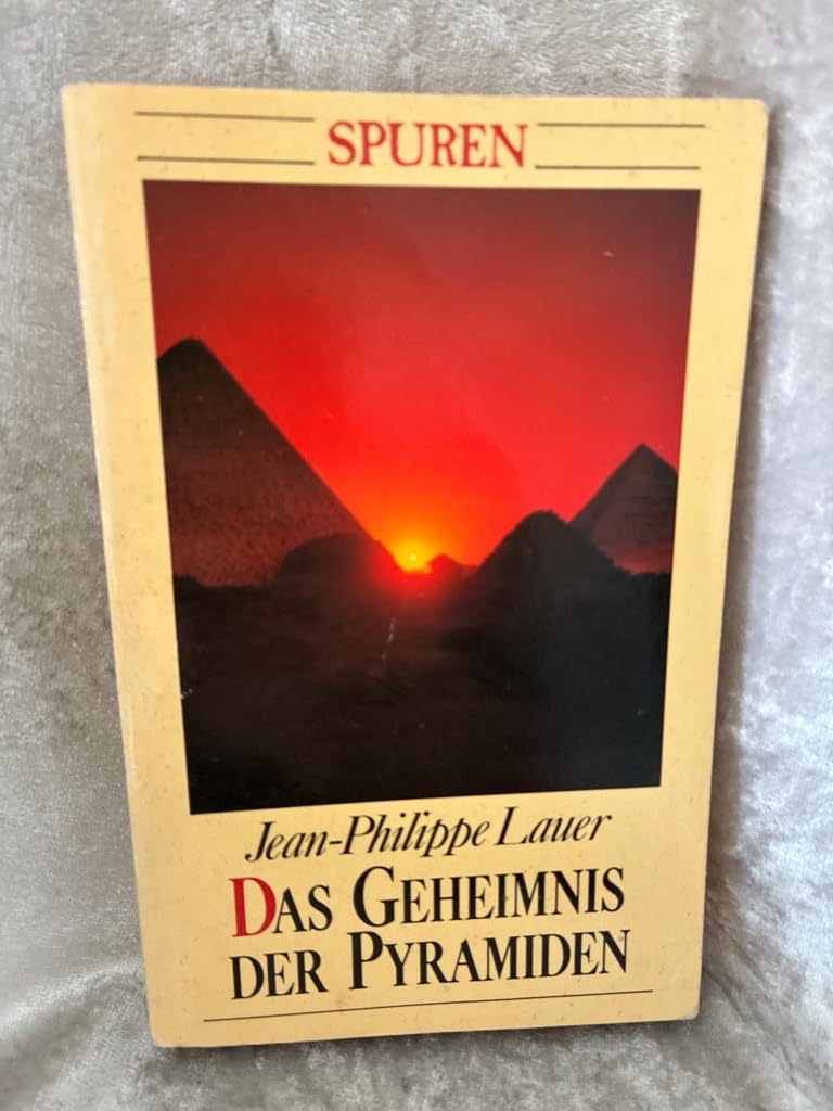 Das Geheimnis der Pyramiden. Architecture