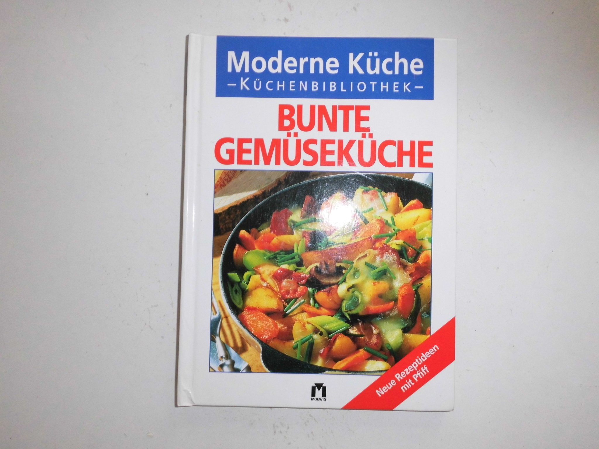 Moderne Küche - Küchenbibliothek - BUNTE GEMÜSEKÜCHE Books