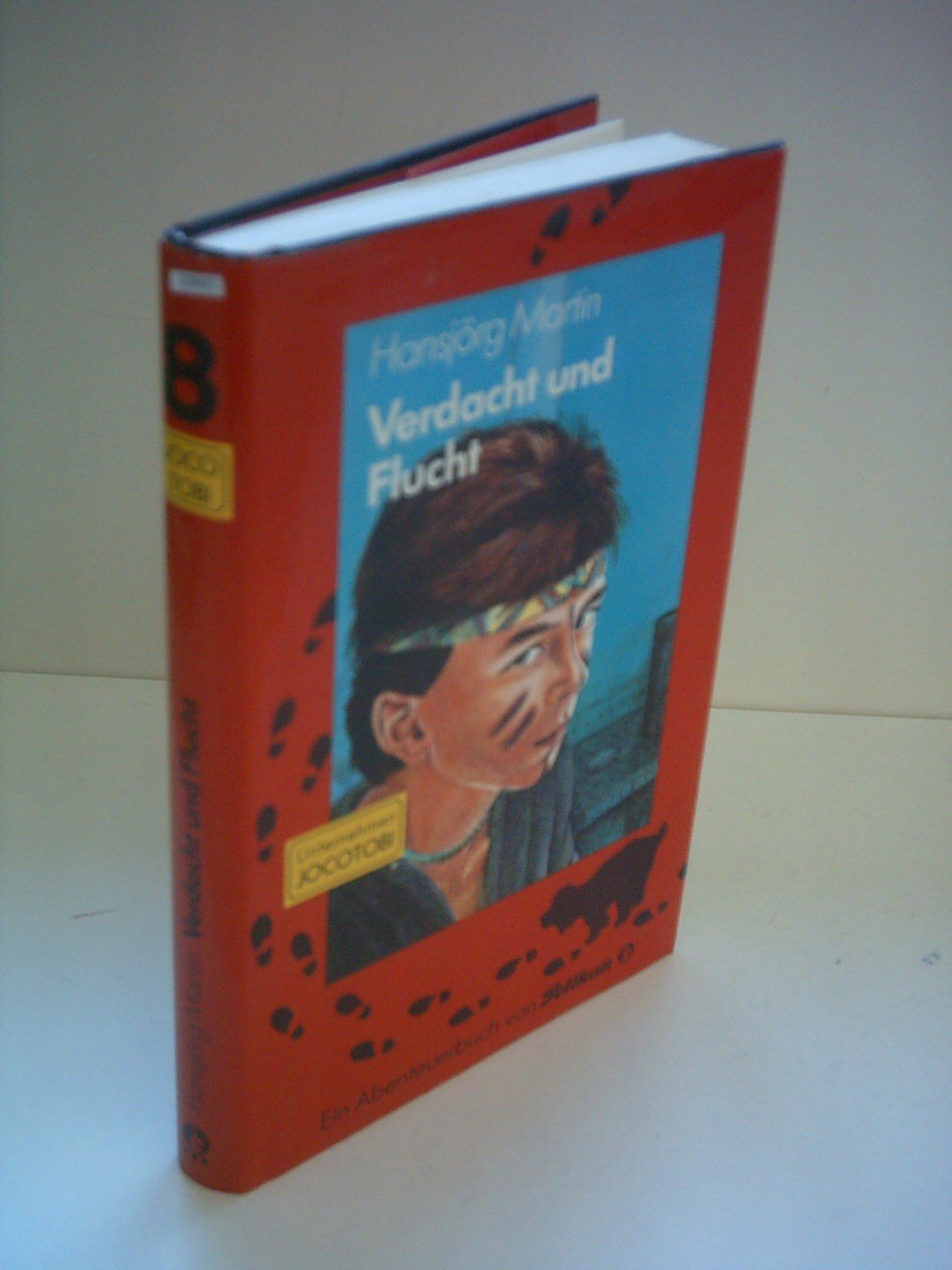 Verdacht und Flucht (Unternehmen JOCOTOBI ; Bd 8) Books