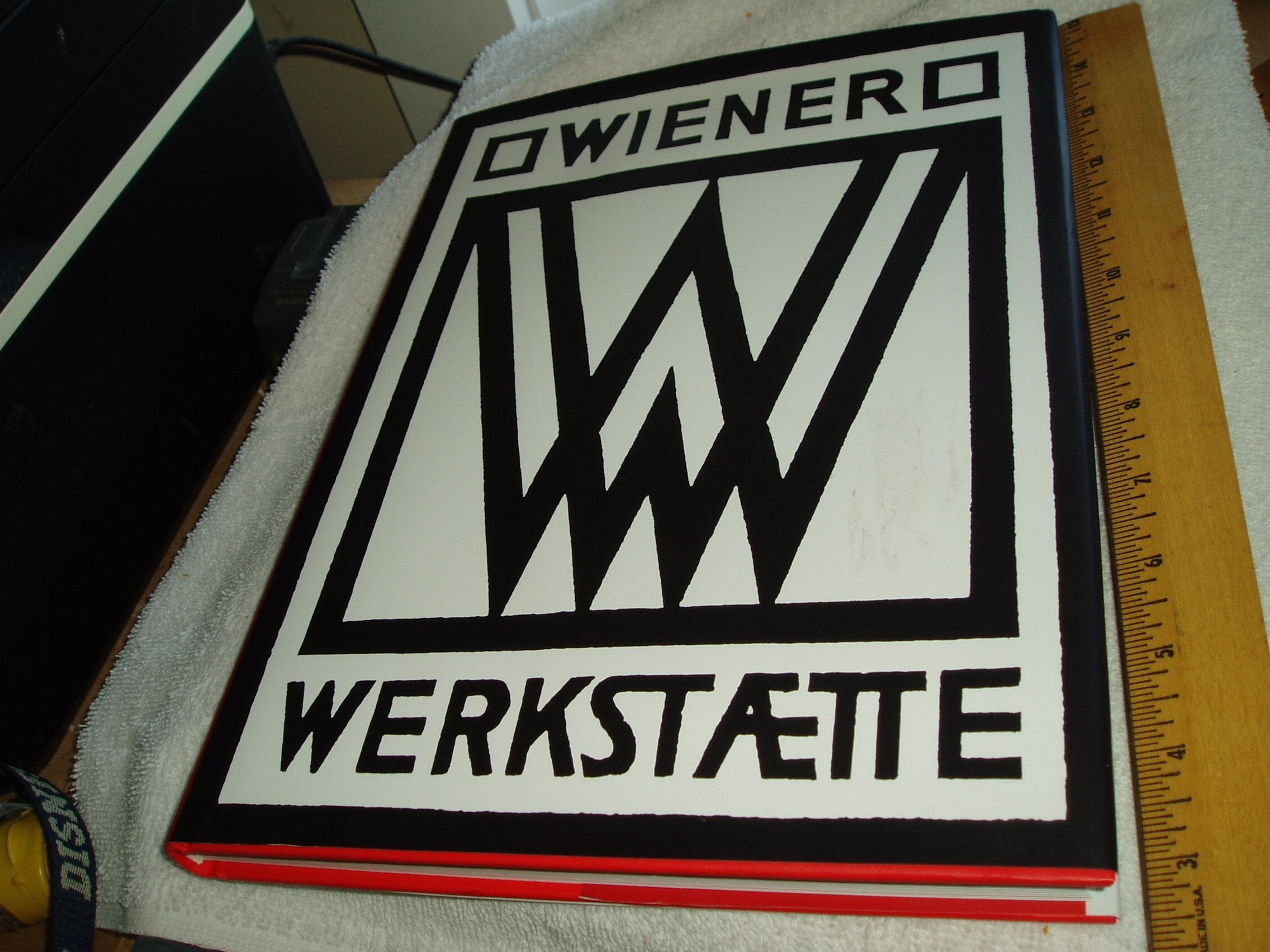 Wiener Werkstätte: 25 Jahre TASCHEN Film, Art & Culture