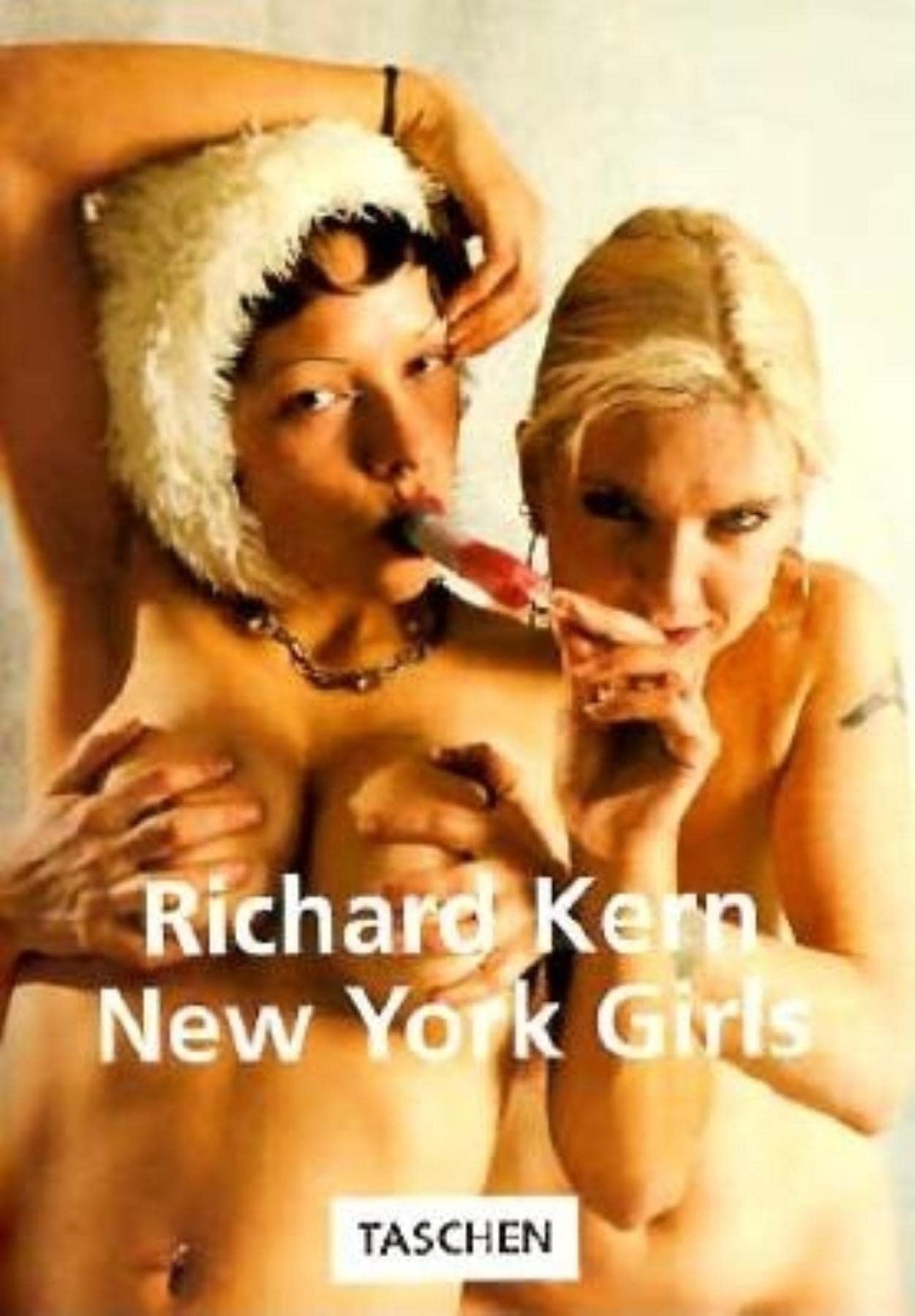 New York Girls: 30 Postcards book