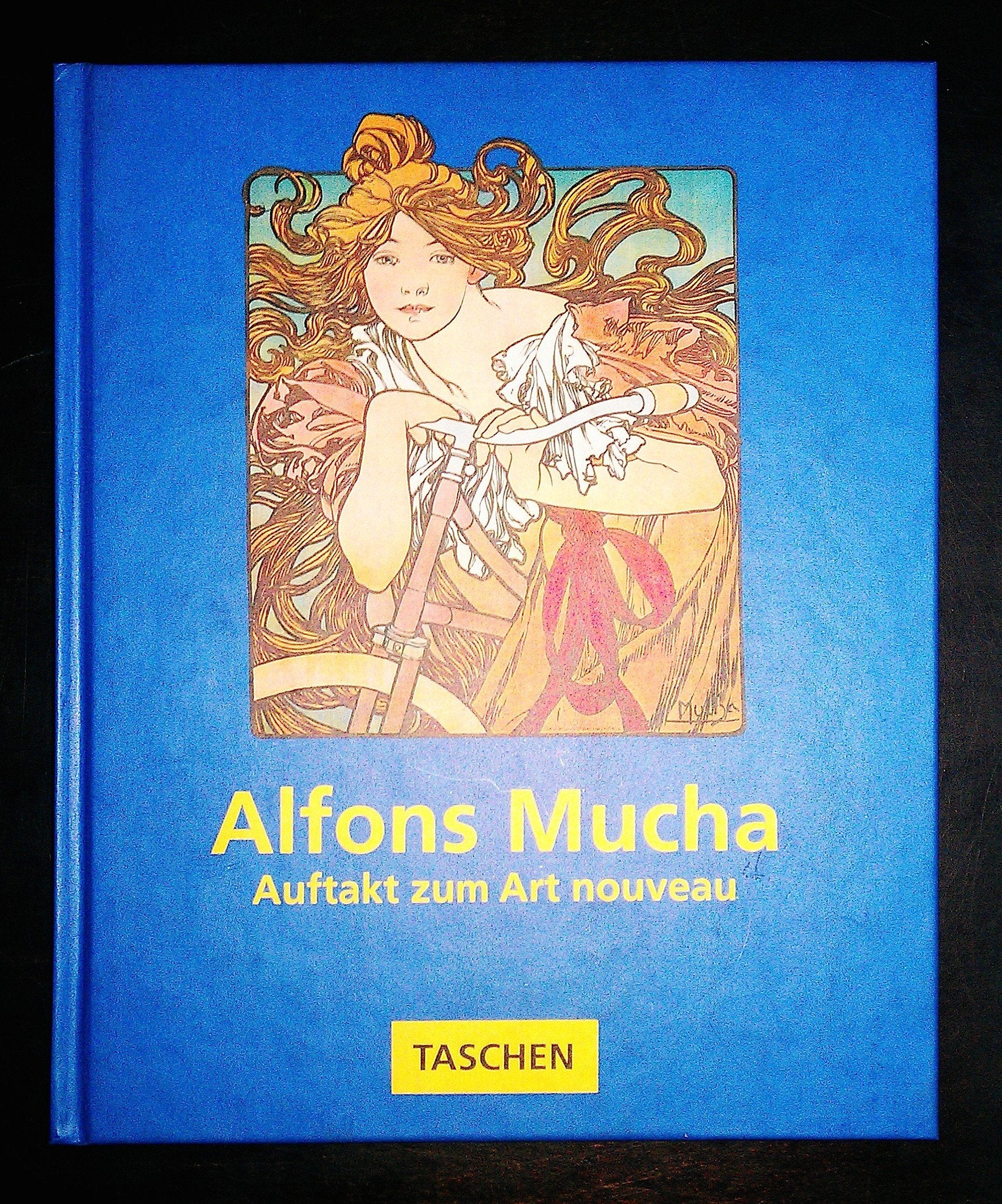 Mucha Second-hand books on film, art and culture