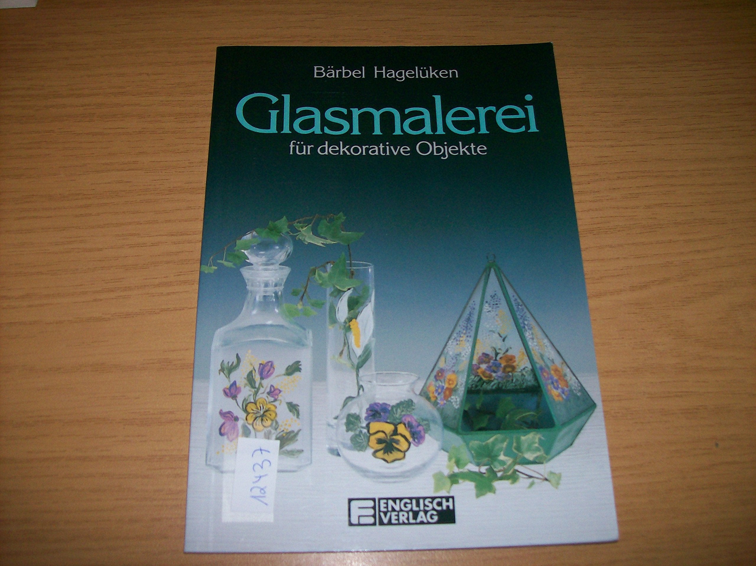 Glasmalerei für dekorative Objekte Film, Art & Culture