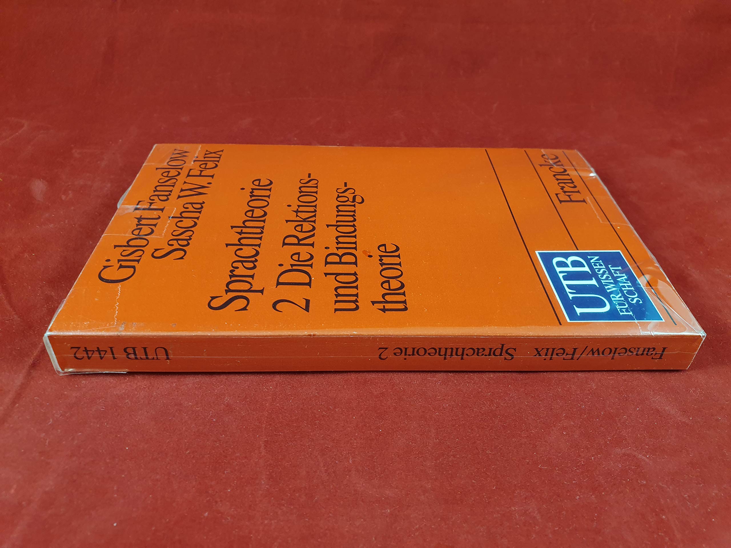 Sprachtheorie: Eine Einführung in die generative Grammatik. Die Rektions- und Bindungstheorie (UTB S (Small-Format): Uni-Taschenbücher) Books