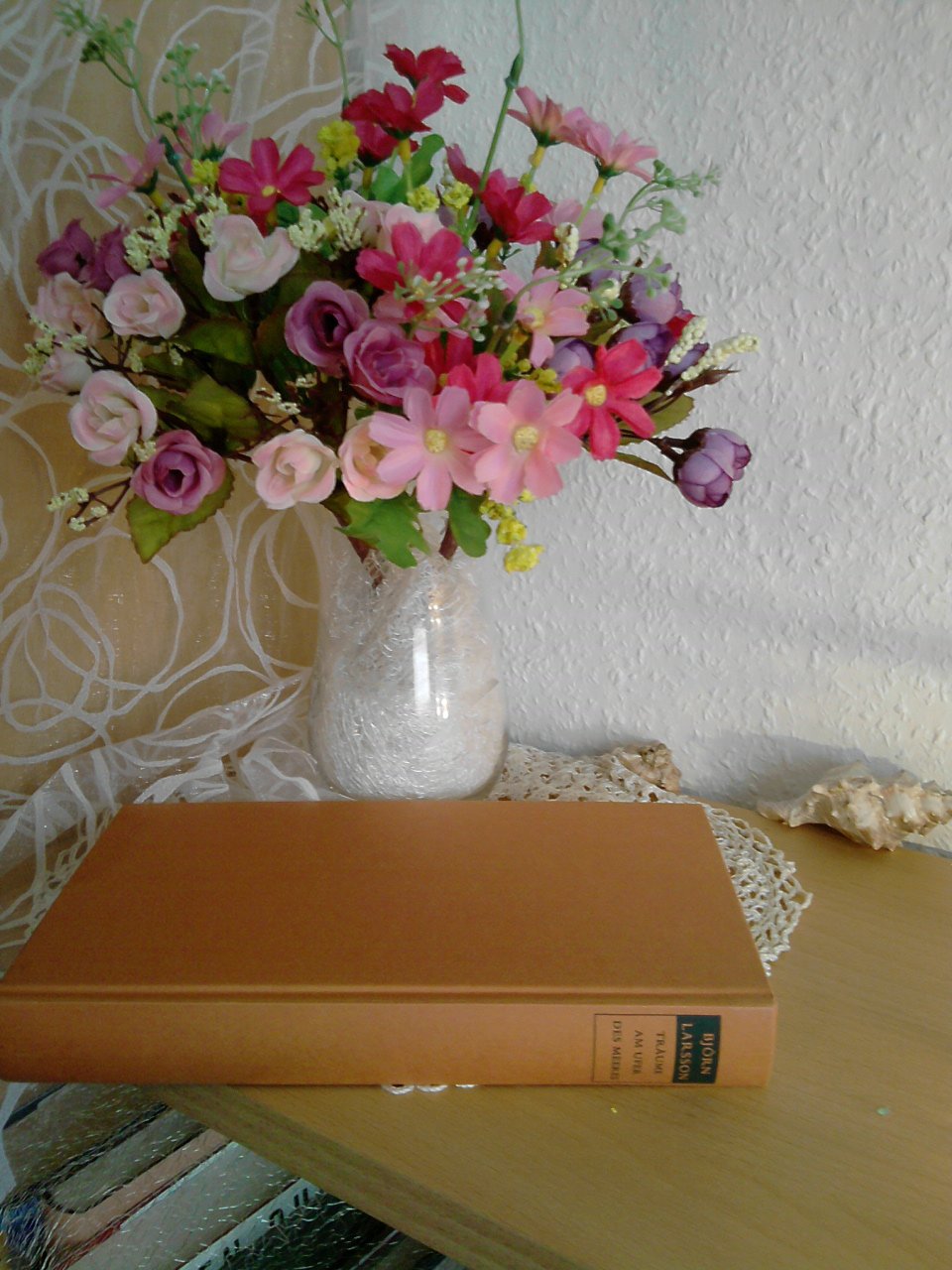 Träume am Ufer des Meeres: Roman: Roman. Aus d. Schwed. v. Jörg Scherzer u. Knut Krüger Contemporary literature