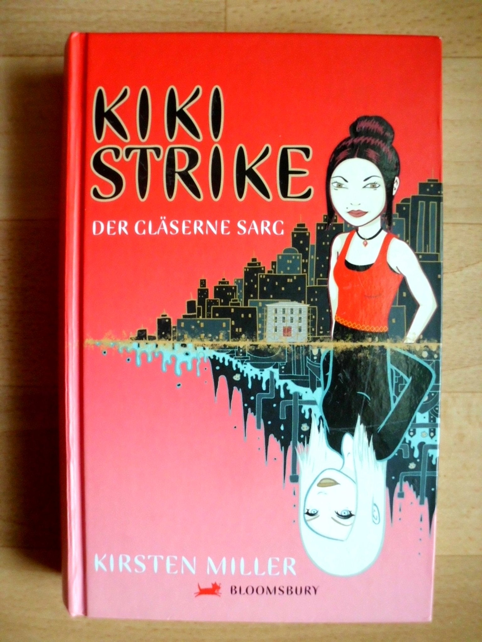 Der Gläserne Sarg: Kiki Strike 2 Fantasy & Sci-Fi