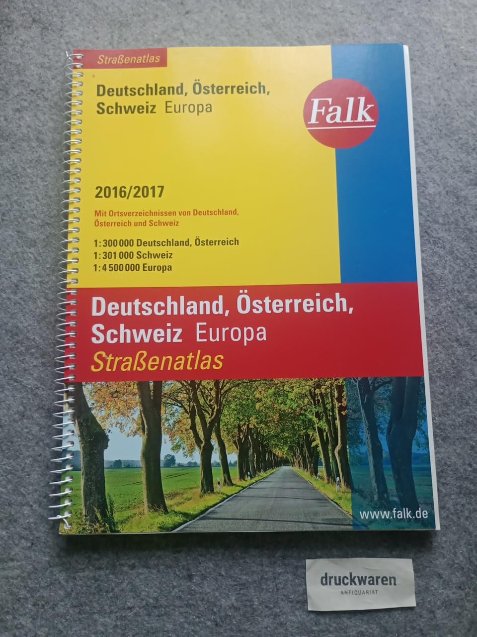 Falk Straßenatlas Deutschland, Österreich, Schweiz, Europa 2016/2017 1 : 300 000: Mit Ortsverzeichnissen von Deutschland, Österreich und Schweiz. 1 : 300.000 (Falk Atlanten) Leisure, Home & Garden
