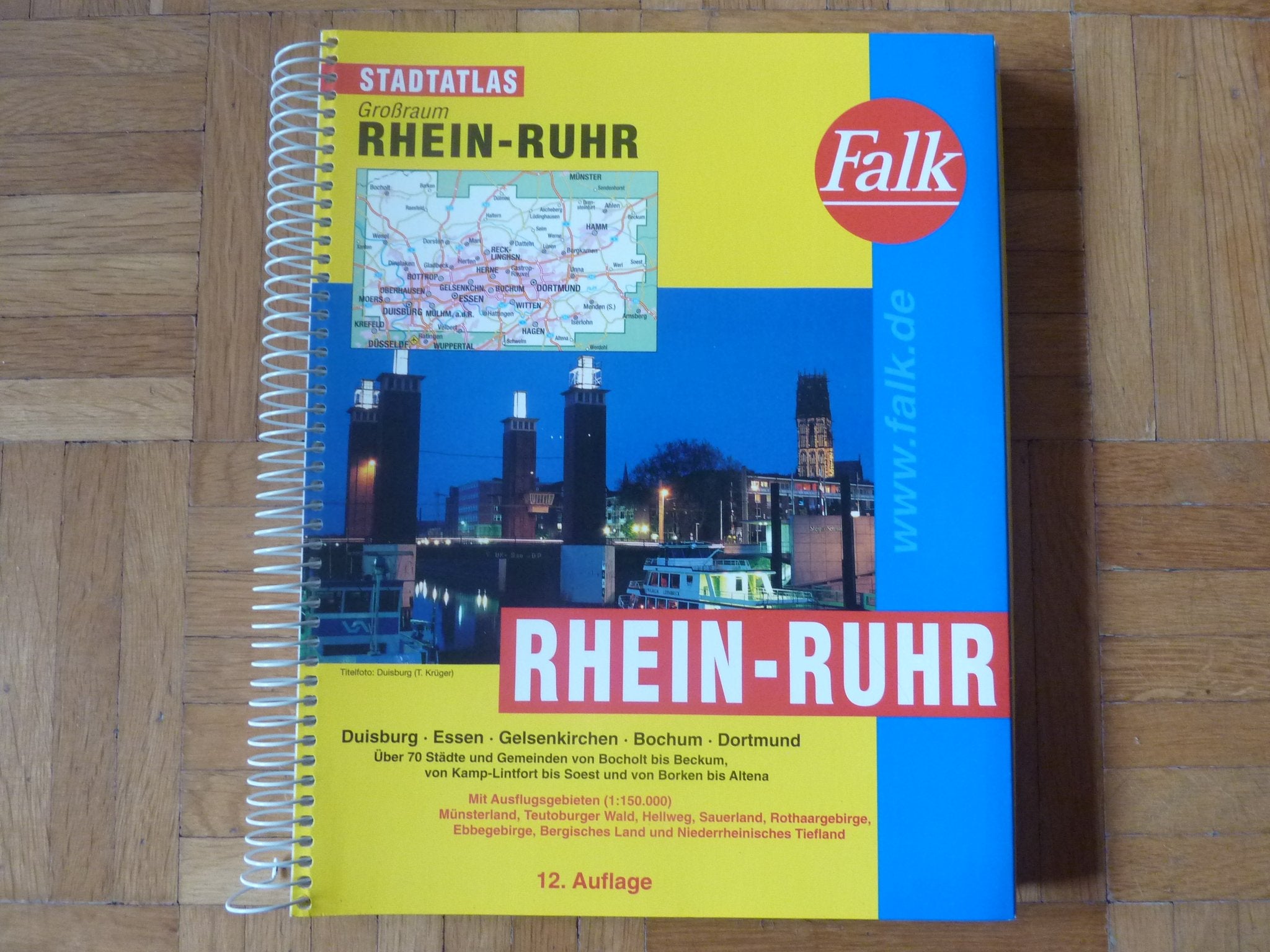 Falk Stadtatlas Großraum Rhein-Ruhr: Duisburg, Essen, Gelsenkirchen, Bochum, Dortmund, Münster. 80 Städte und Gemeinden von Bocholt bis Beckum, von ... Münsterland, Teutoburger Wald, Hellweg . . . Leisure, Home & Garden