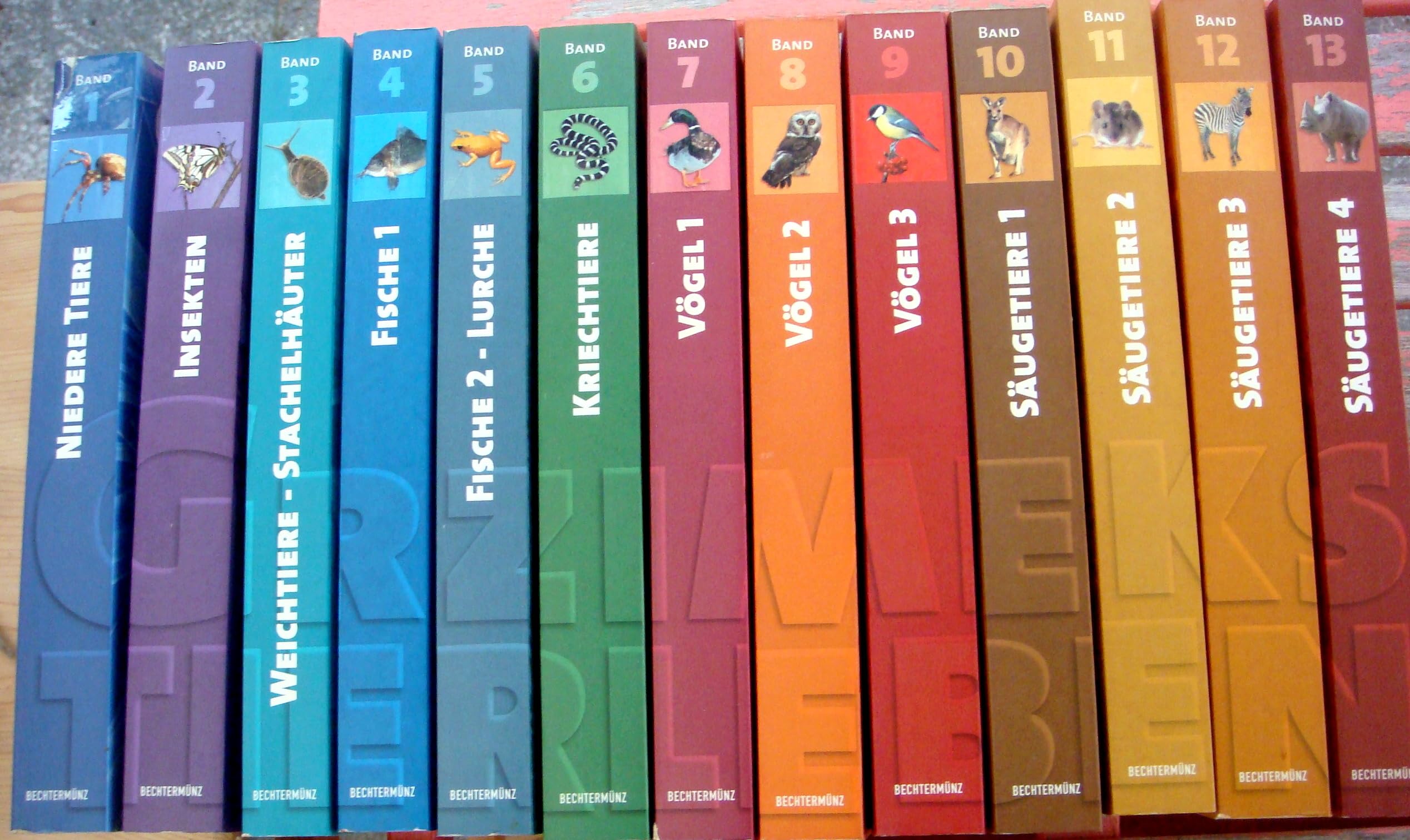 Grzimeks Tierleben. Enzyklopädie des Tierreichs, 13 Bde. Reference Books