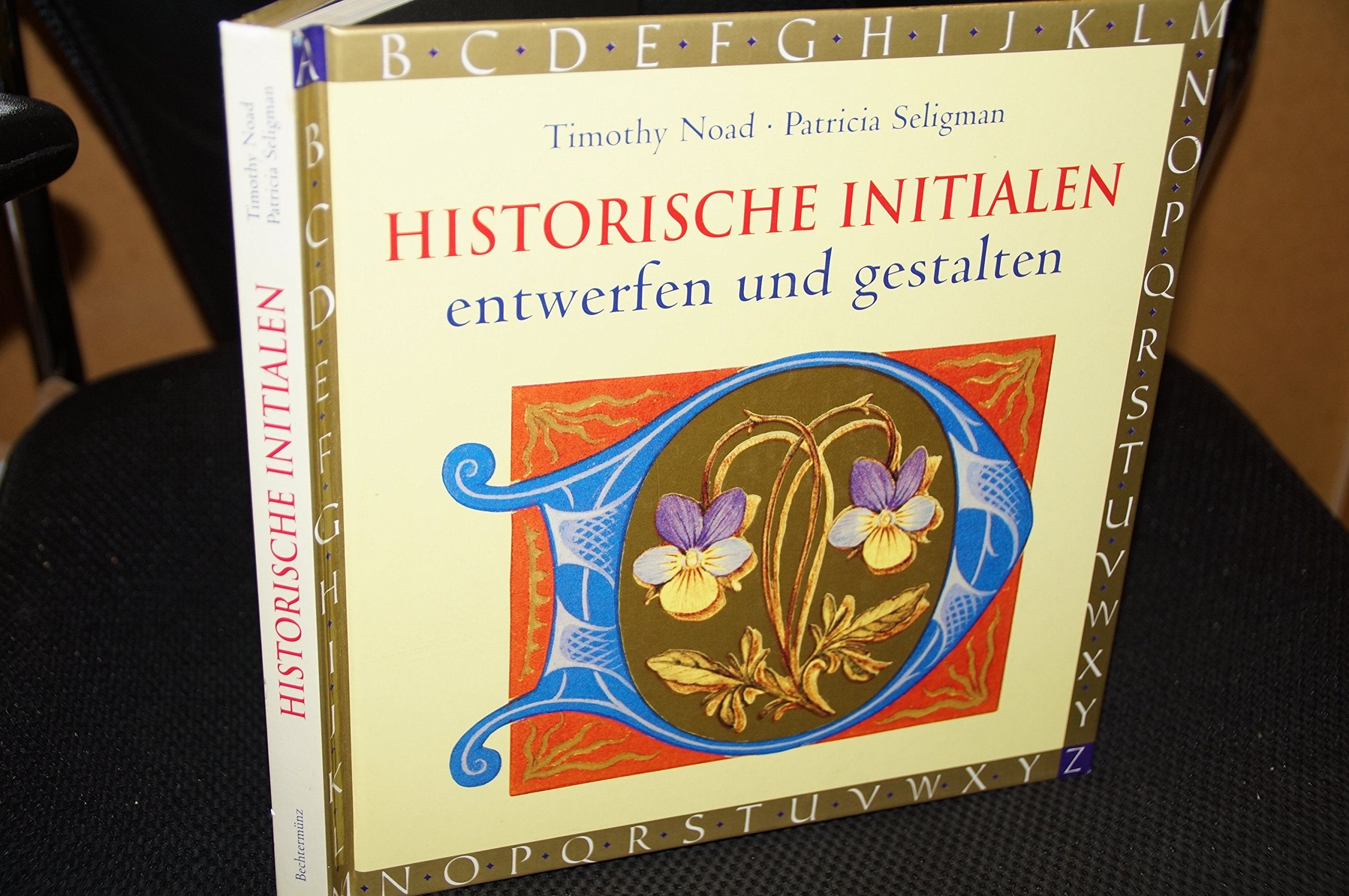 Historische Initalien entwerfen und gestalten Hobbies & Crafts