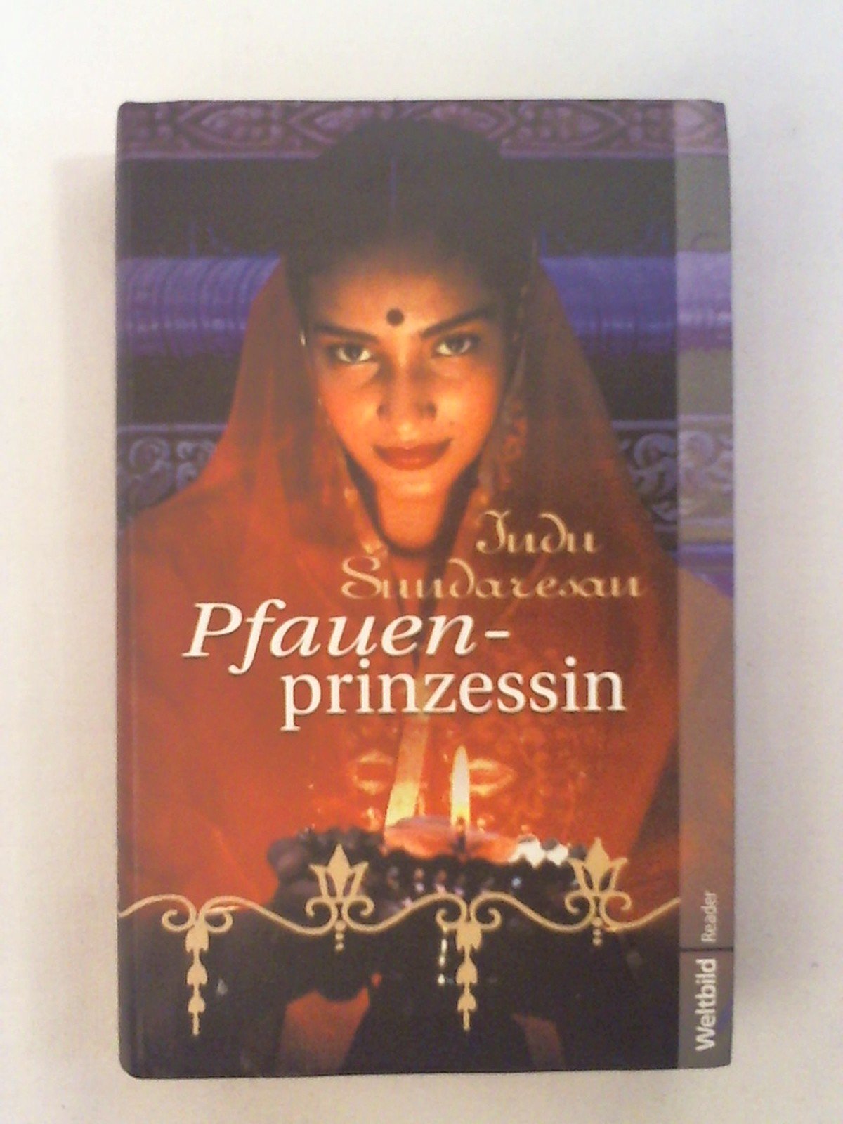 Pfauenprinzessin. Roman Historical Fiction