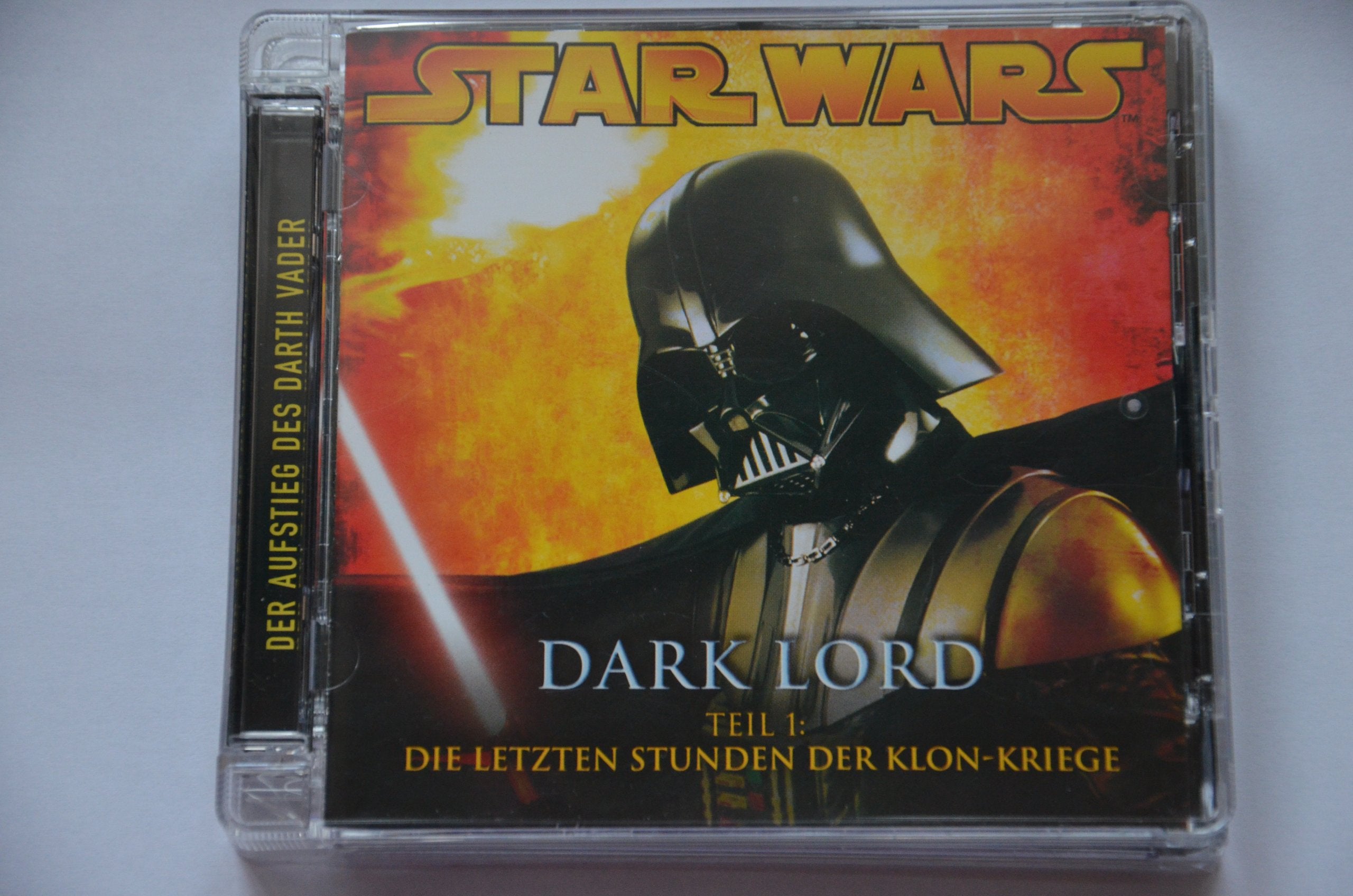 Dark Lord 1 - Die letzten Stunden der Klon-Kriege (Star Wars) Contemporary literature