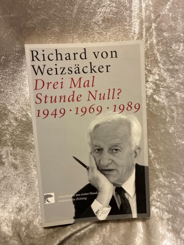 Dreimal Stunde Null Law