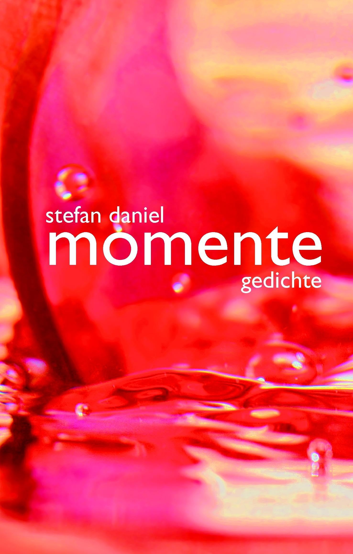 Momente Poetry