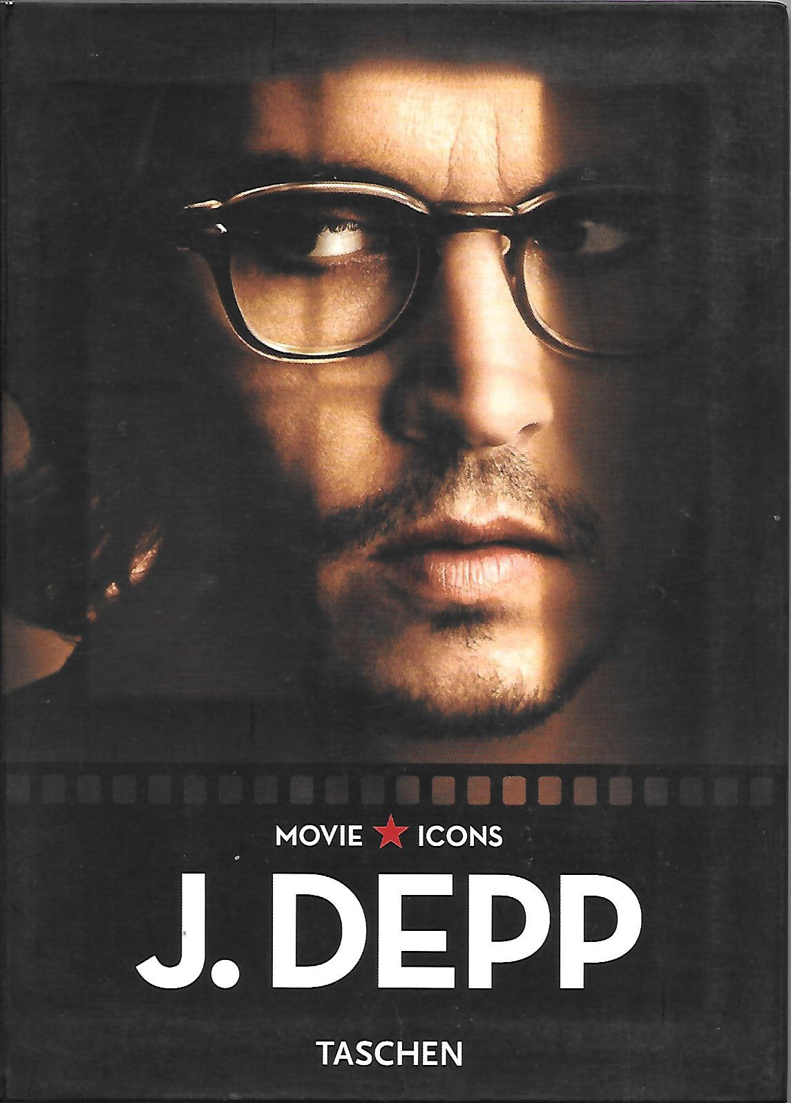 Depp. Ediz. italiana, spagnola e portoghese book