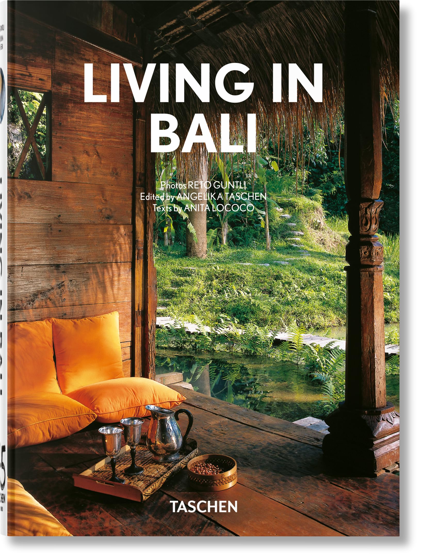 Living in Bali. 40th Ed. (45th Edition) Architecture