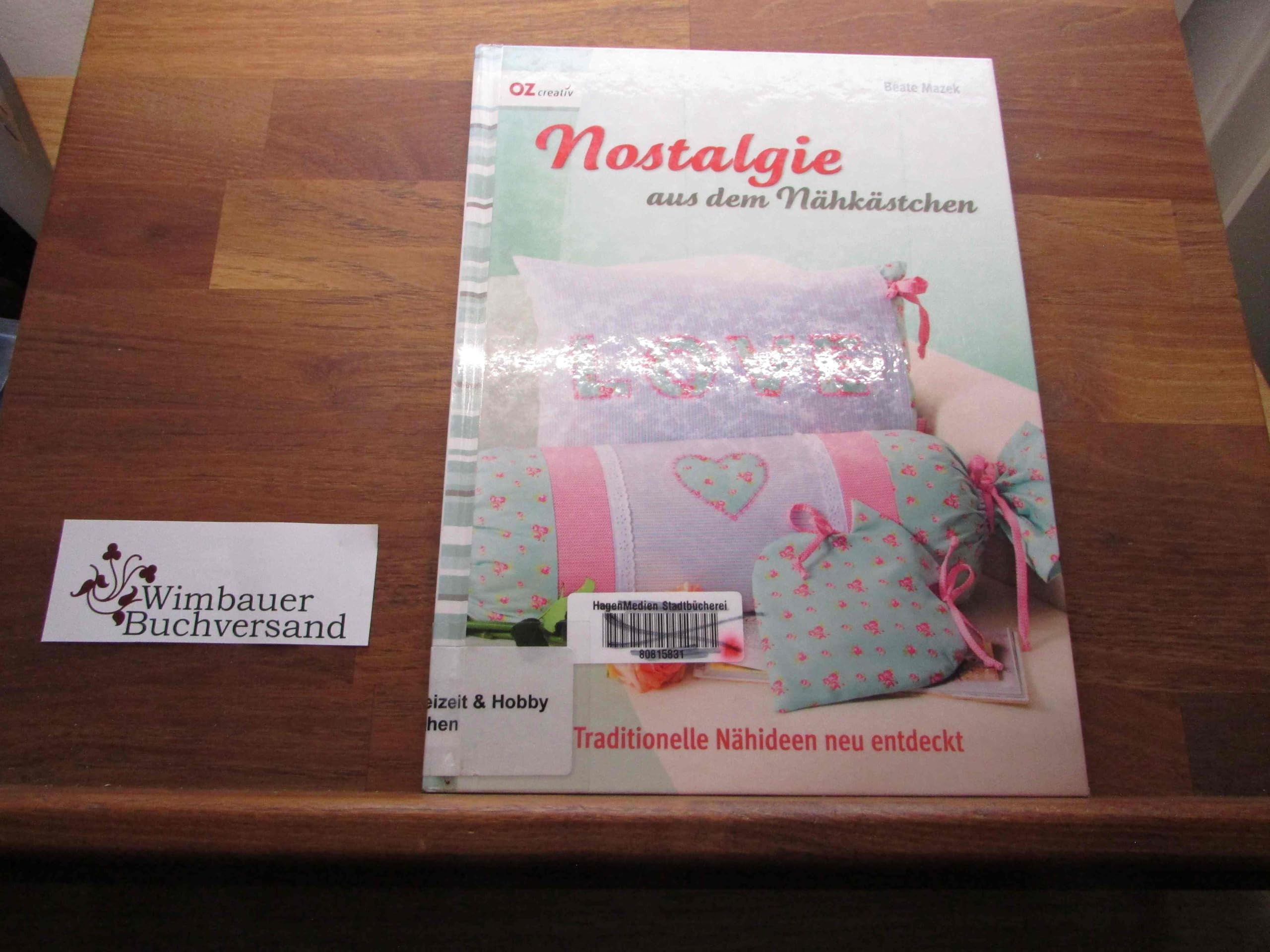 Nostalgie aus dem Nähkästchen: Traditionelle Nähideen neu entdeckt Hobbies & Crafts