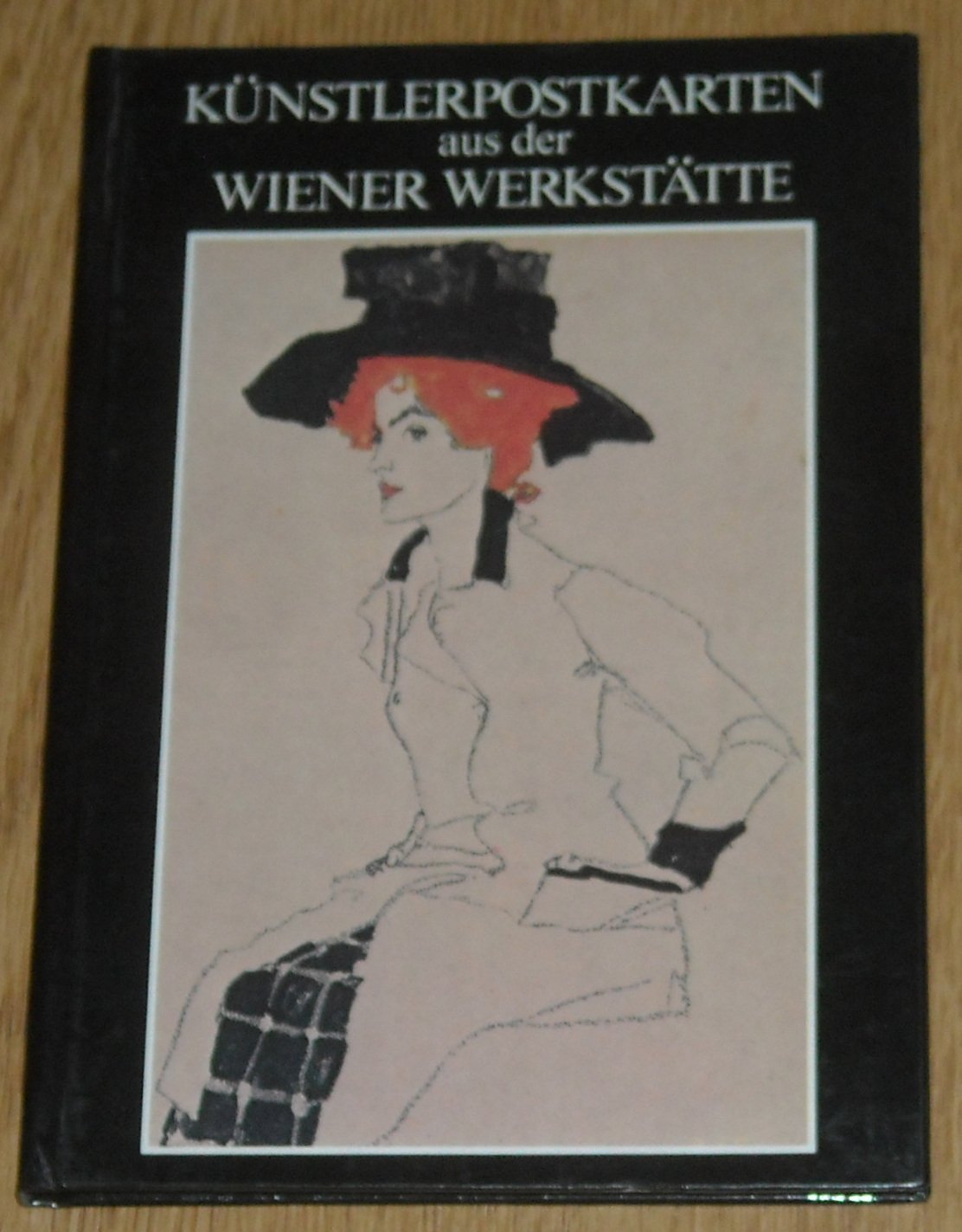 Künstlerpostkarten aus der Wiener Werkstätte (1908-1915). Books