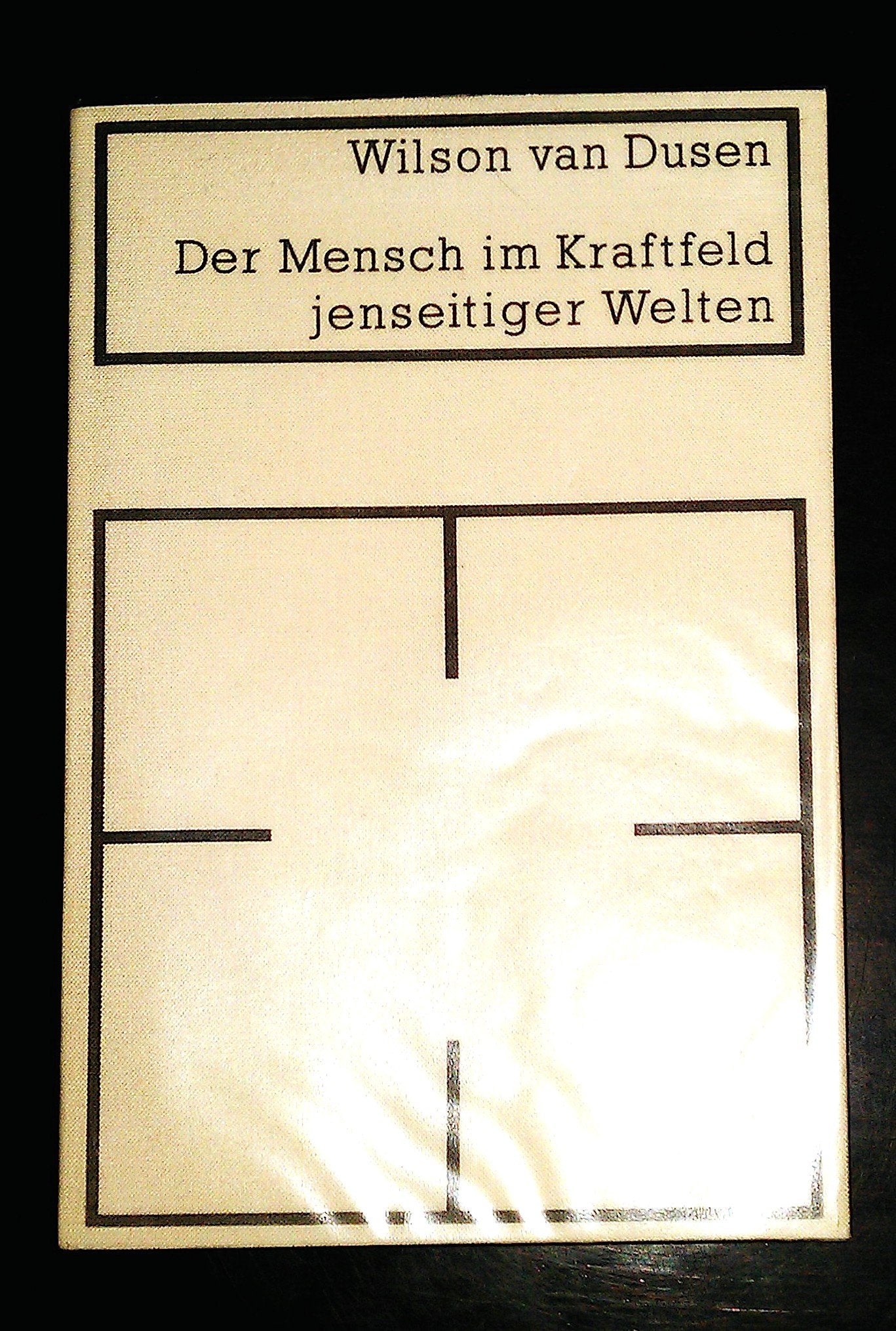 Der Mensch im Kraftfeld jenseitiger Welten: Die Ergebnisse der psychologischen und spirituellen Forschung Emanuel Swedenborgs Philosophy