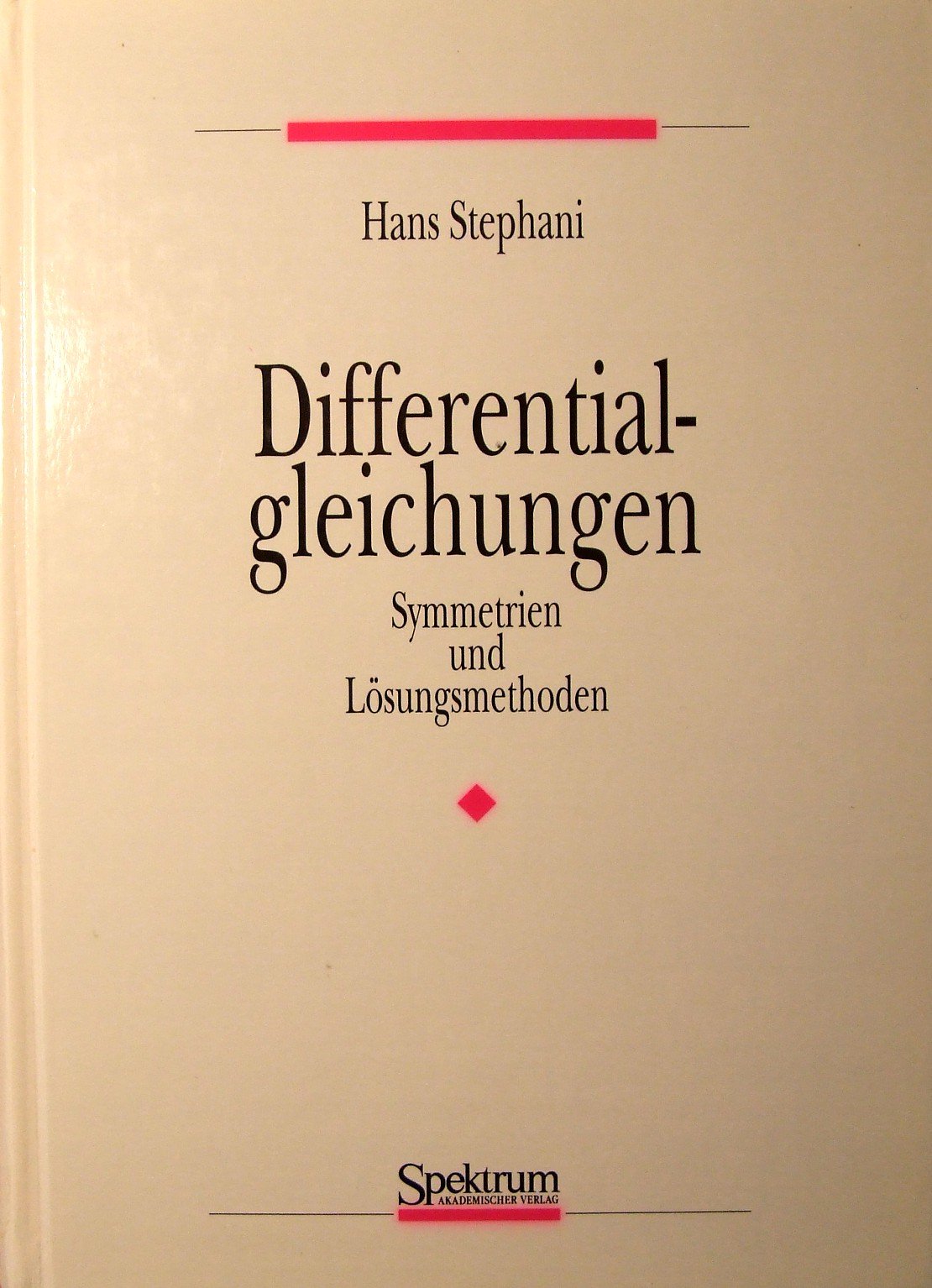 Differentialgleichungen: Symmetrien und Lösungsmethoden Law