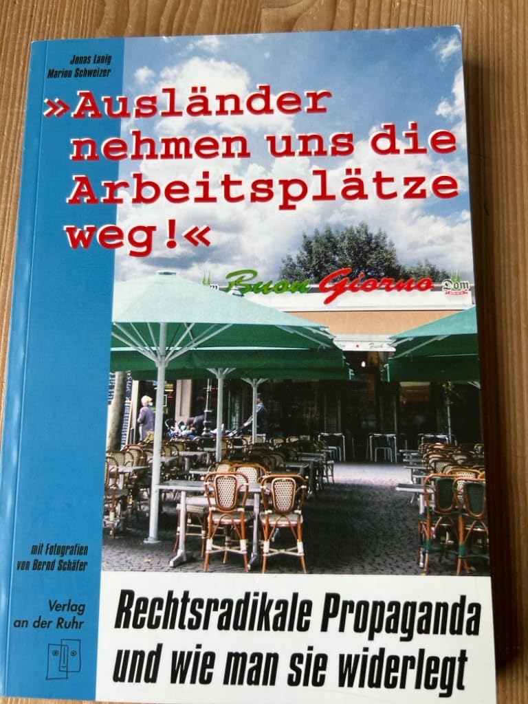 Ausländer nehmen uns die Arbeitsplätze weg. Rechtsradikale Propaganda und wie man sie widerlegt. Education & Training