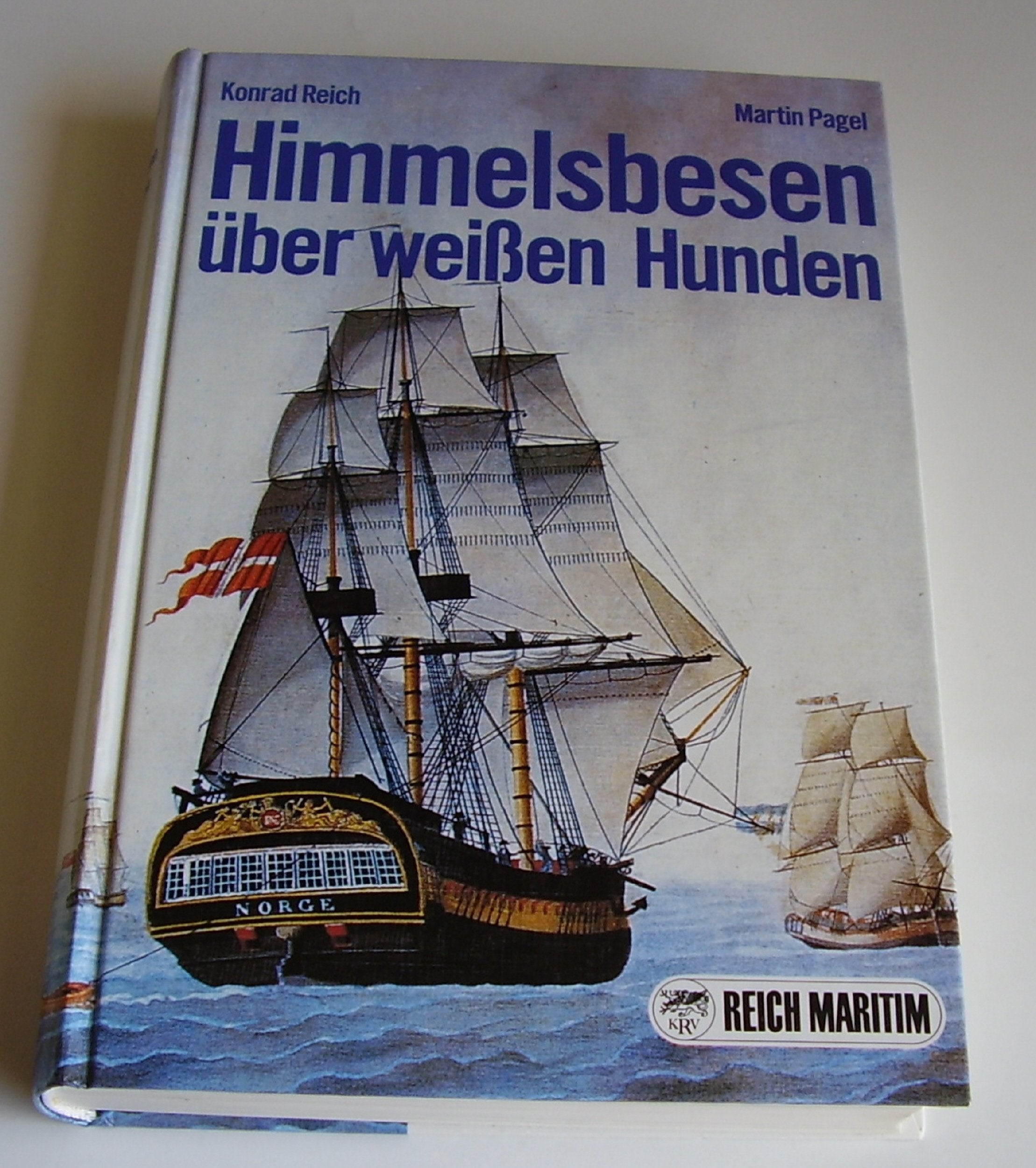 Himmelsbesen über weissen Hunden: Wörter und Redensarten, Geschichten und Anekdoten - ein Lesebuch für Halbmänner und erwachsene Leute, die sich vom ... - neu ins Gespräch gebracht und erkläret Hobbies & Crafts