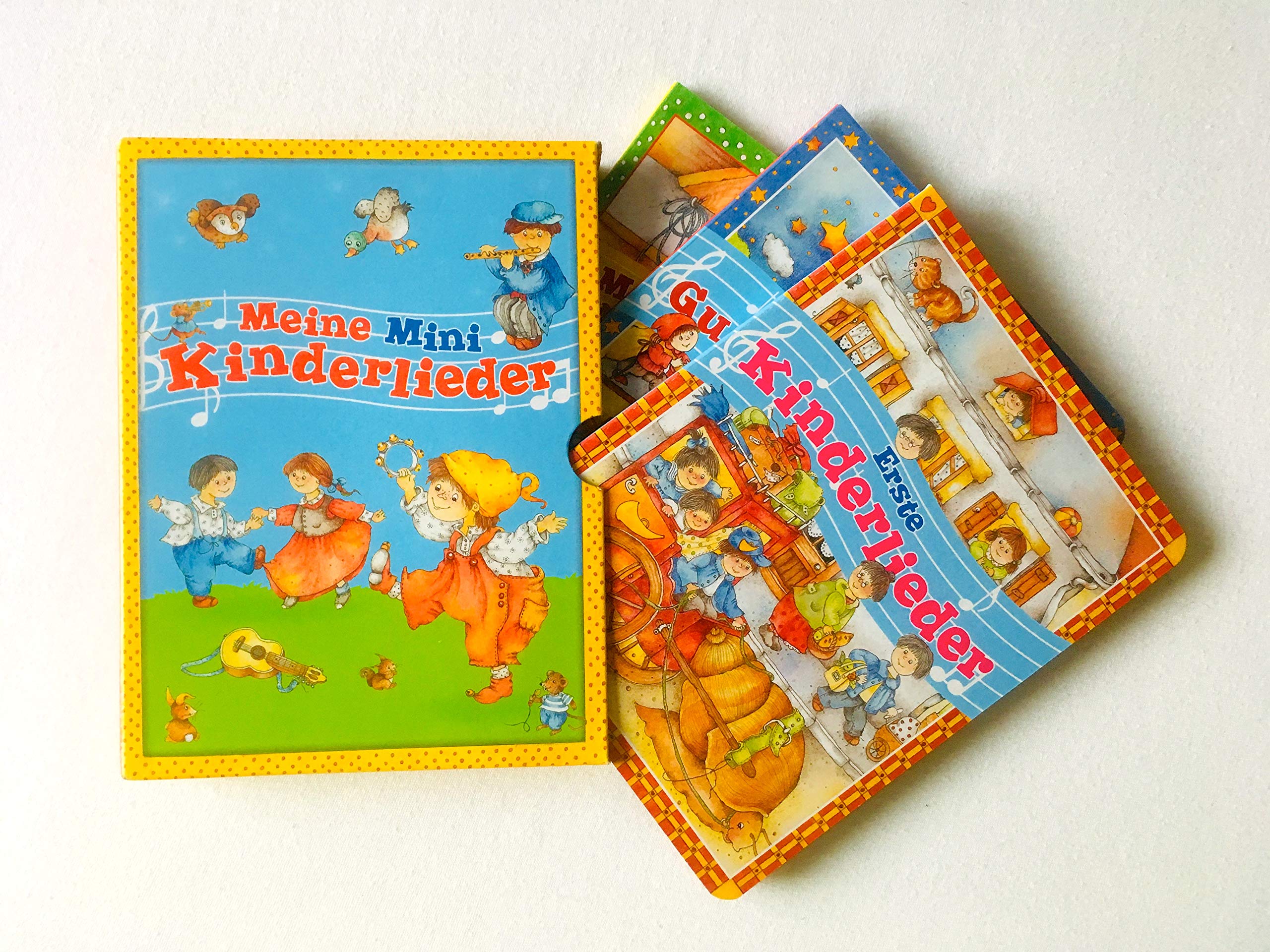 Meine Mini Kinderlieder - 12 beliebte Kinderlieder im zauberhaften Minischuber Books