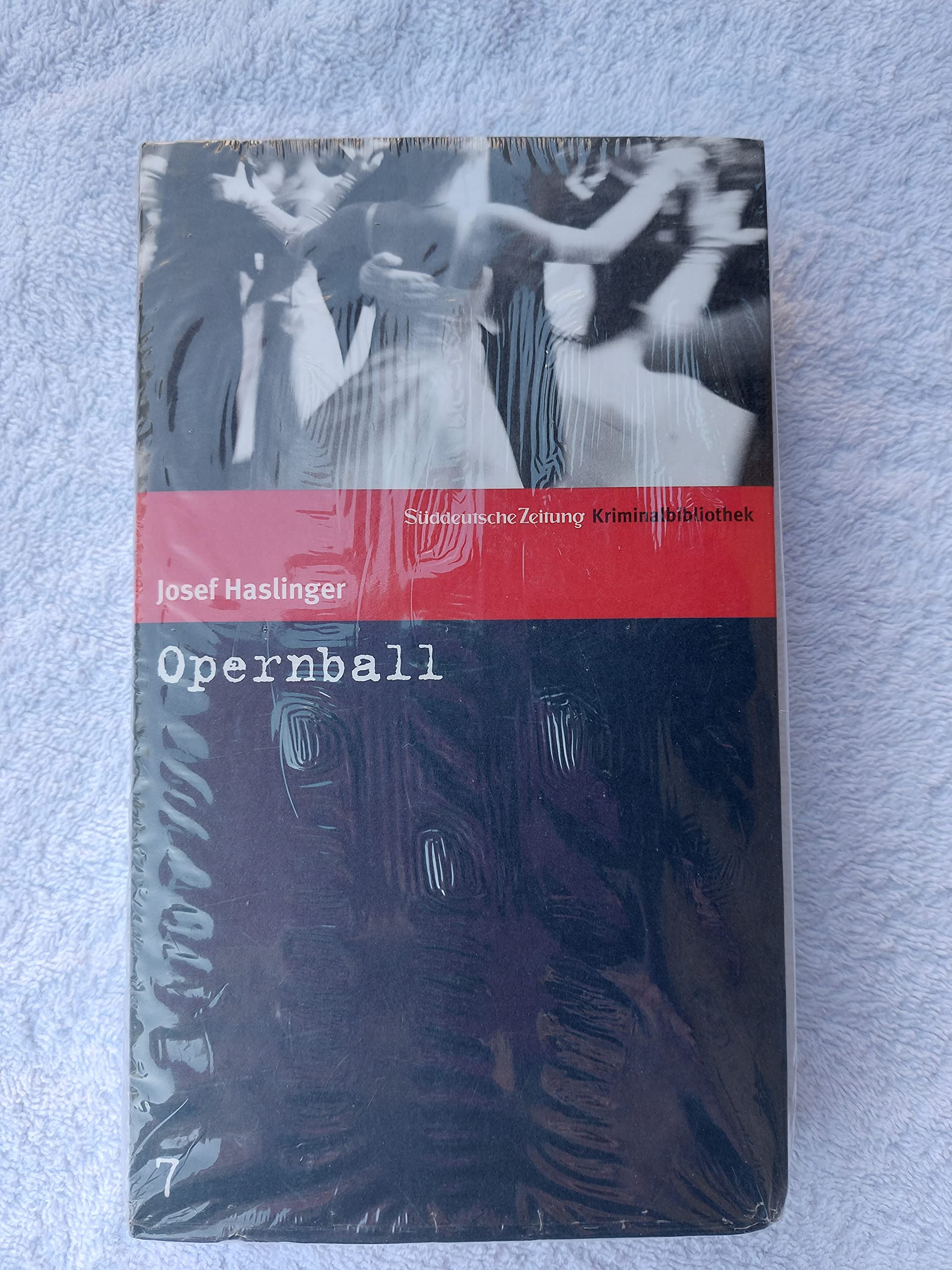 Opernball. SZ Krimibibliothek Band 7 Contemporary literature
