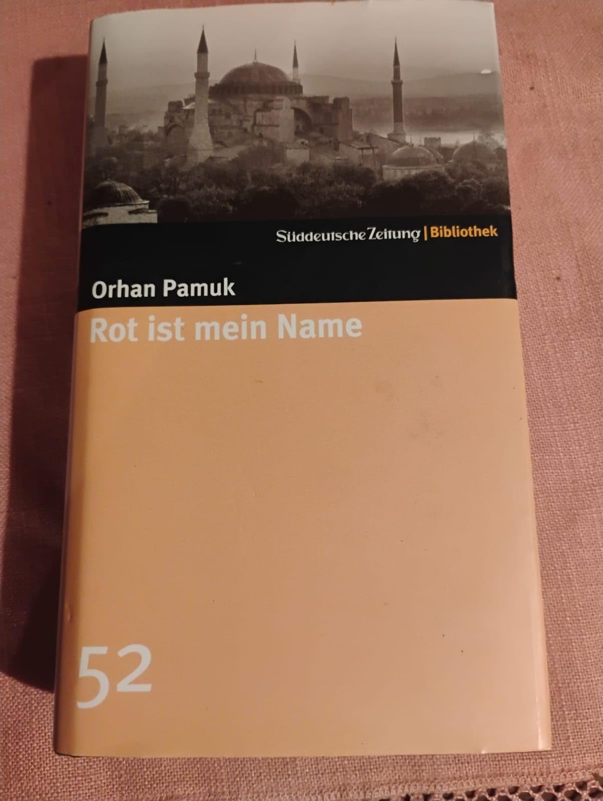 Rot ist mein Name. SZ-Bibliothek Band 52 Contemporary literature