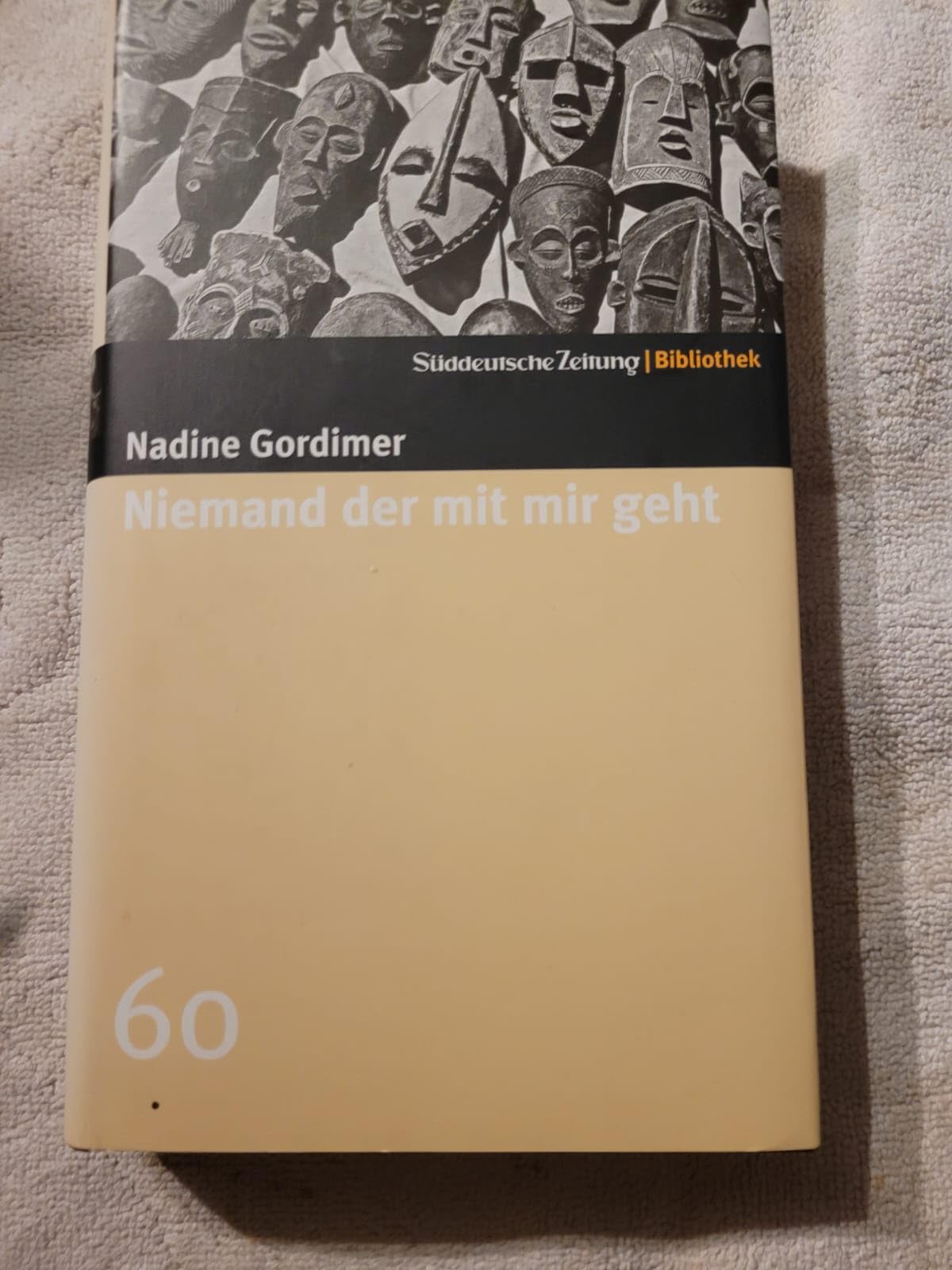 Niemand der mit mir geht. SZ-Bibliothek Band 60 Contemporary literature