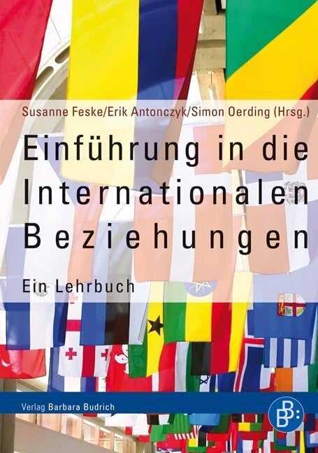 Einführung in die Internationalen Beziehungen: Ein Lehrbuch Law