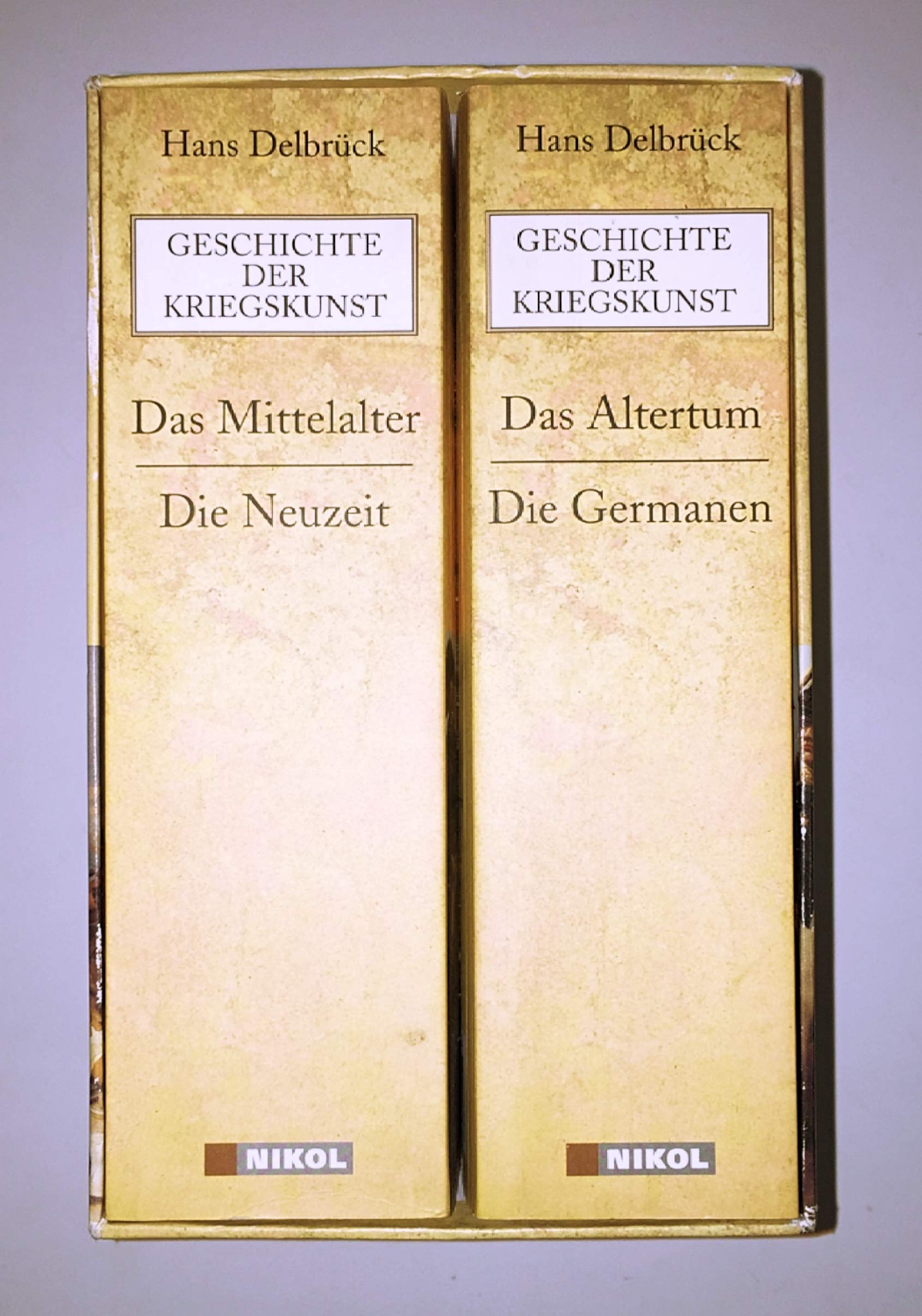 Geschichte der Kriegskunst: Das Mittelalter, Die Neuzeit, Das Altertum, Die Germanen: Das Altertum: Von den Perserkriegen bis Caesar; Die Germanen: ... Hoffmann, Kurt-Georg Cram u. Otto Haintz Reference Books