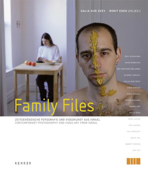 Family Files: Katalog zur Ausstellung im Jüdischen Museum München, 2010 Photography