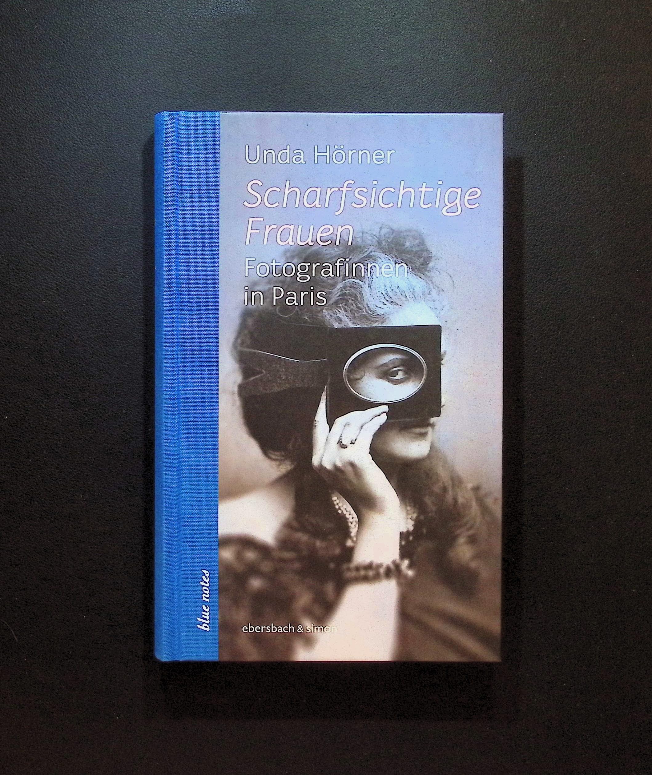 Scharfsichtige Frauen Art & Literature