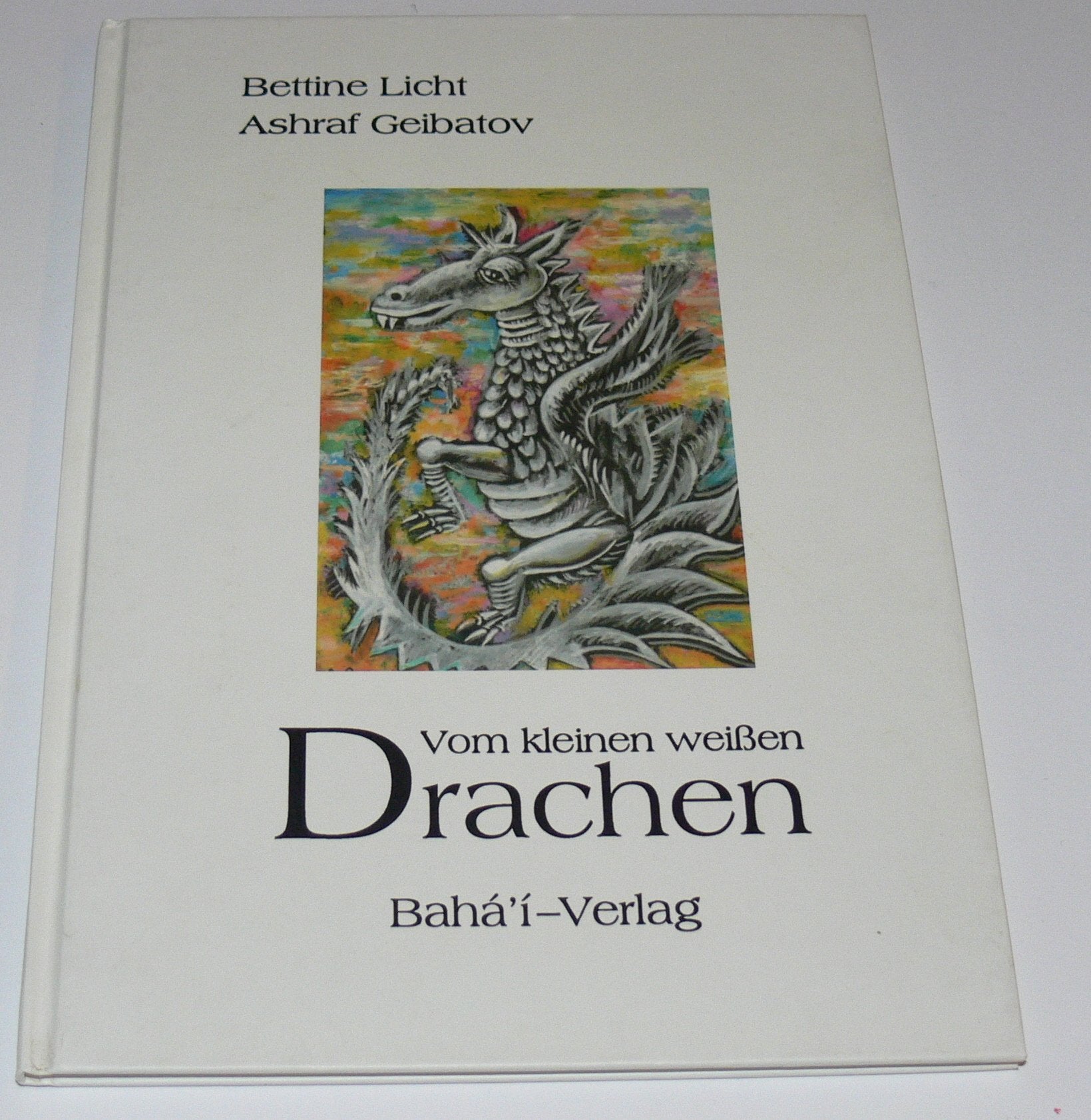 Die Geschichte vom kleinen weissen Drachen Books