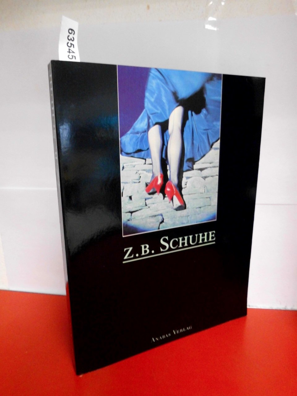 Zum Beispiel Schuhe: Eine Kulturgeschichte der Fussbekleidung Film, Art & Culture