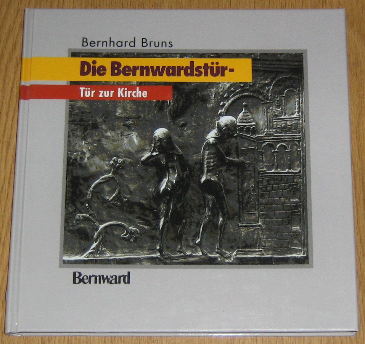 Die Bernwardstür - Tür zur Kirche Film, Art & Culture