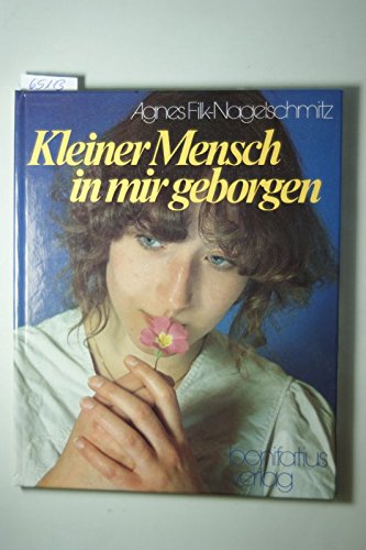 Kleiner Mensch in mir geborgen Books