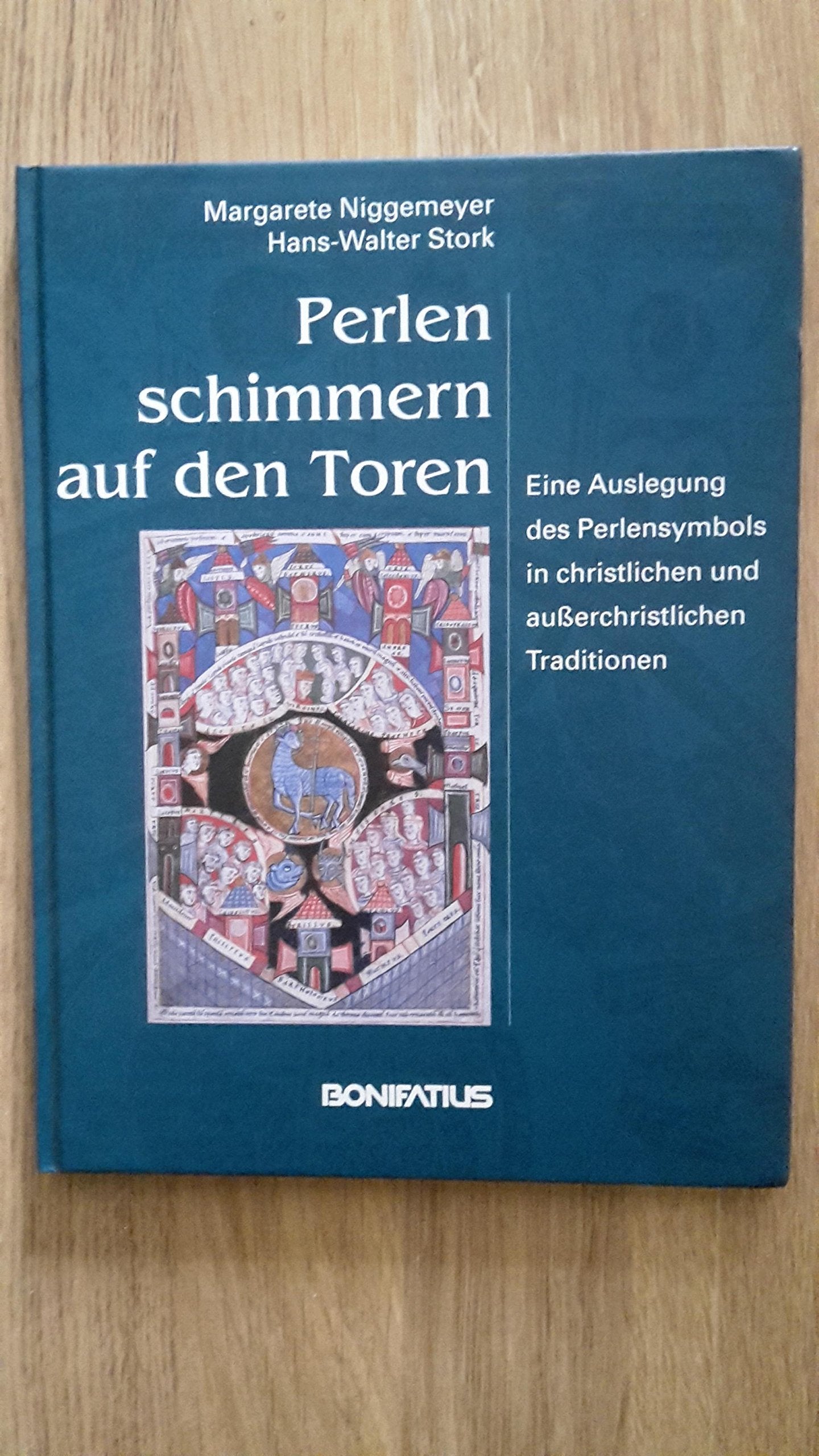 Perlen schimmern auf den Toren. Eine Auslegung des Perlensymbols in christlichen und außerchristlichen Traditionen Film, Art & Culture