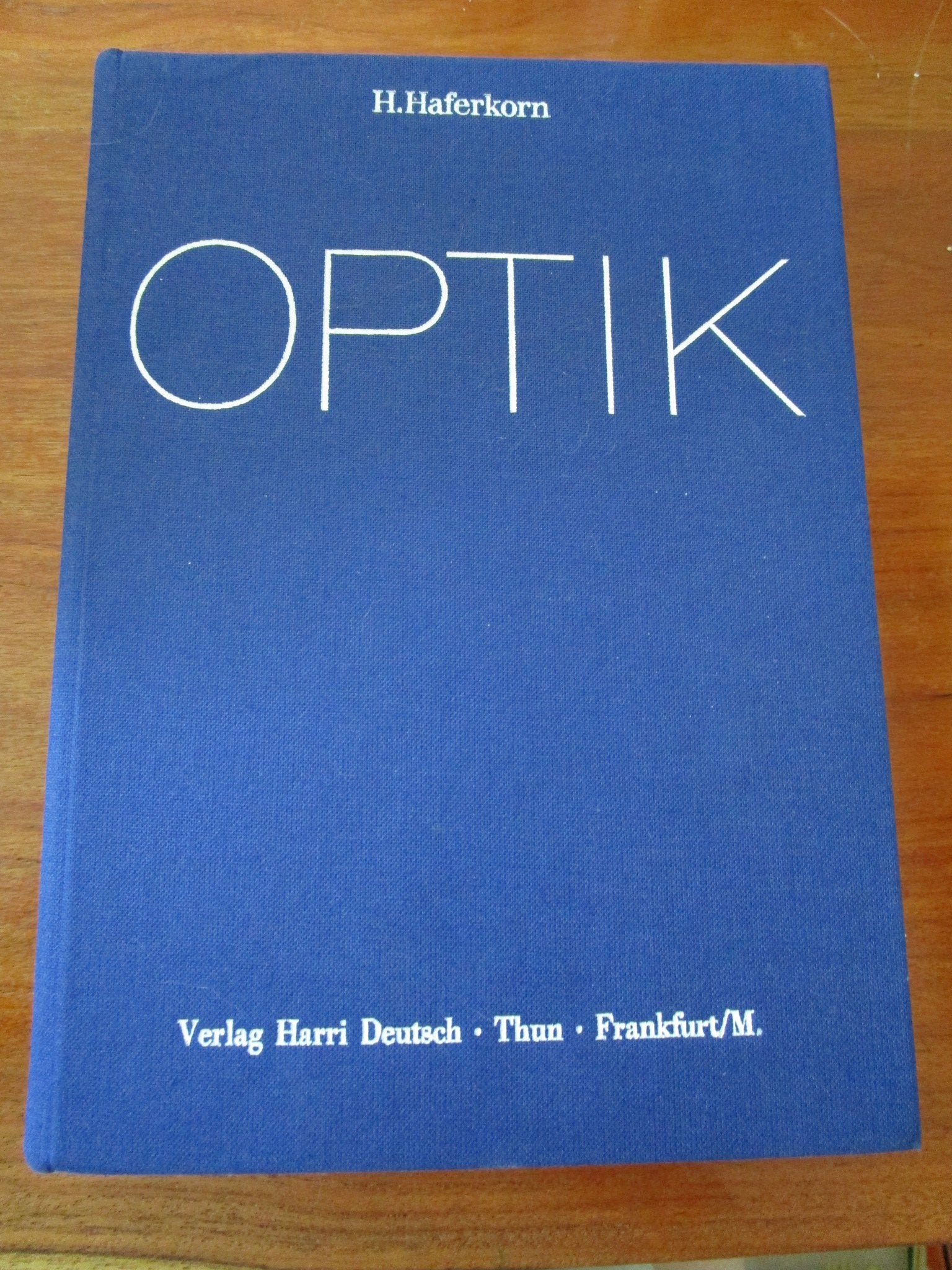 Optik (7429 835). Physikalisch-technische Grundlagen und Anwendungen Mathematics