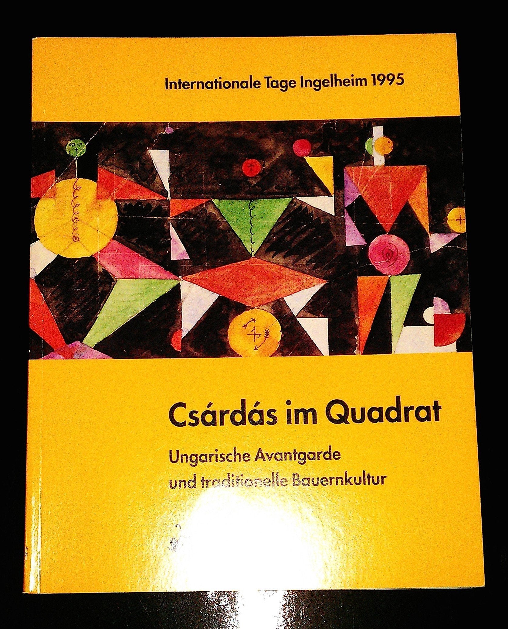 Csárdás im Quadrat: Ungarische Avantgarde und traditionelle Bauernkultur Books