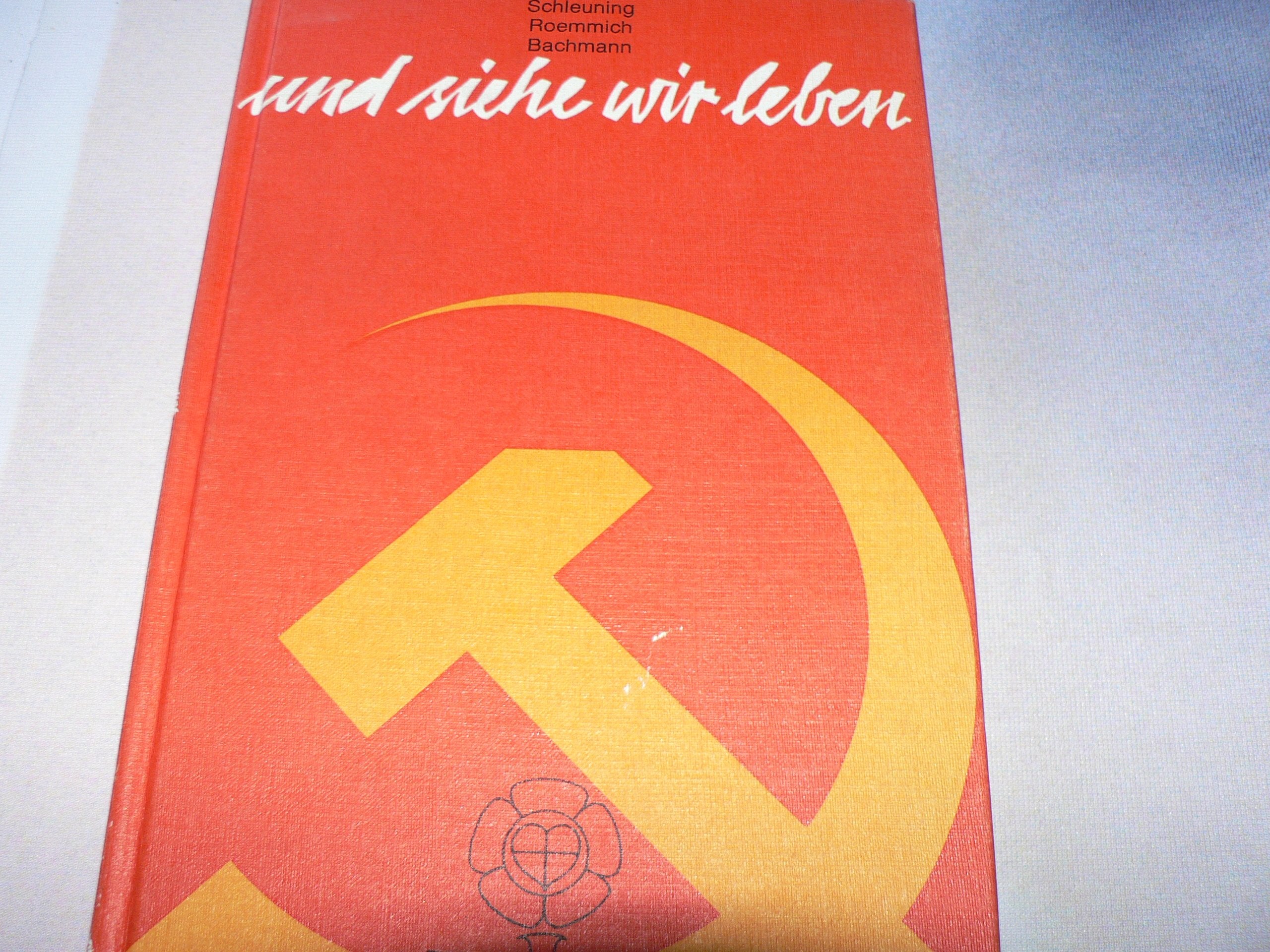 Und siehe, wir leben!: Die ev.-luth. Kirche Russlands in vier Jahrhunderten Politics & Society