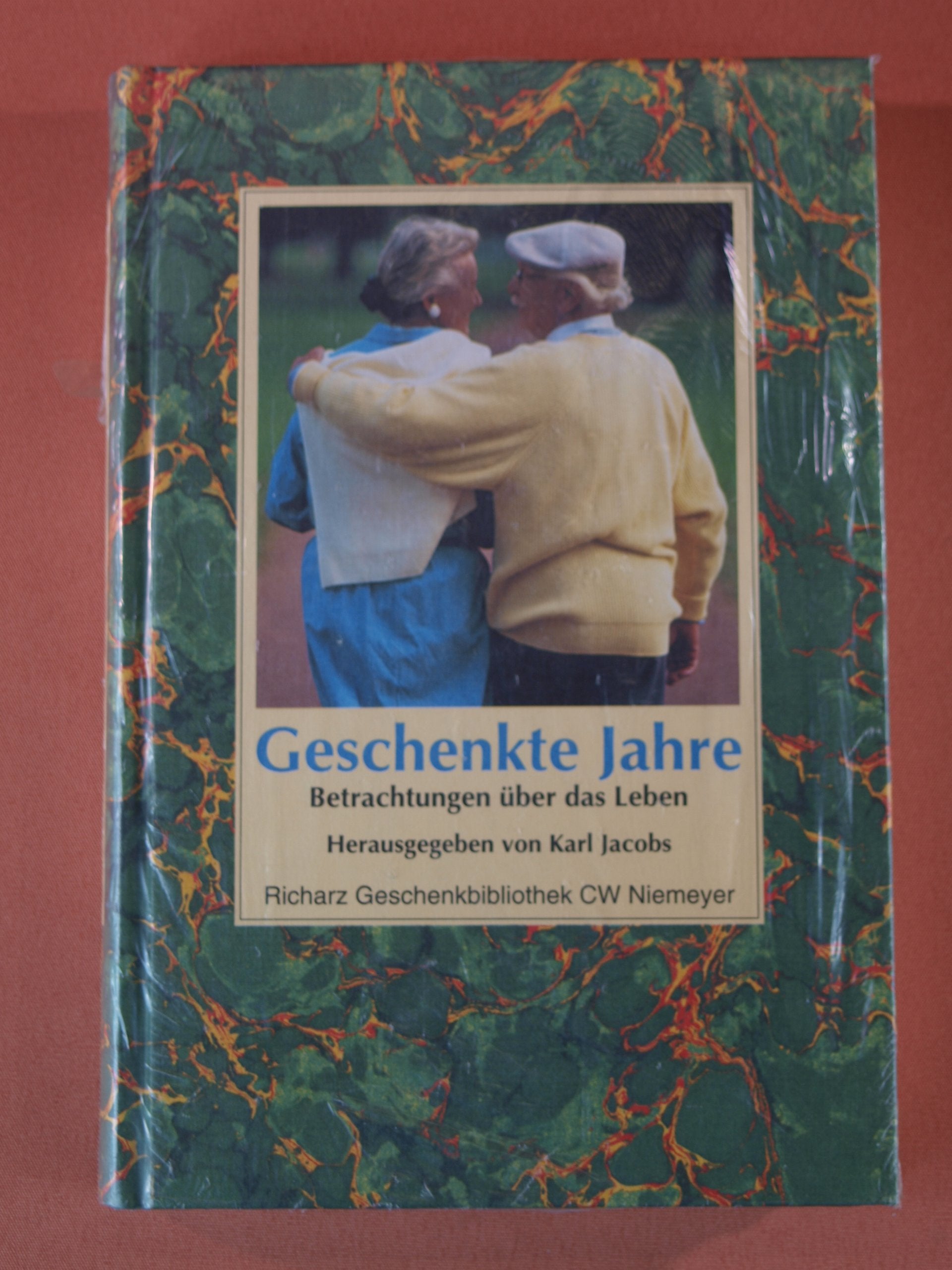 Geschenkte Jahre: Erinnerungen, Erzählungen und Betrachtungen über das Alter (Richarz Geschenkbibliothek im Verlag C W Niemeyer. Grossdruckreihe / Bücher in grosser Schrift) Fiction Books