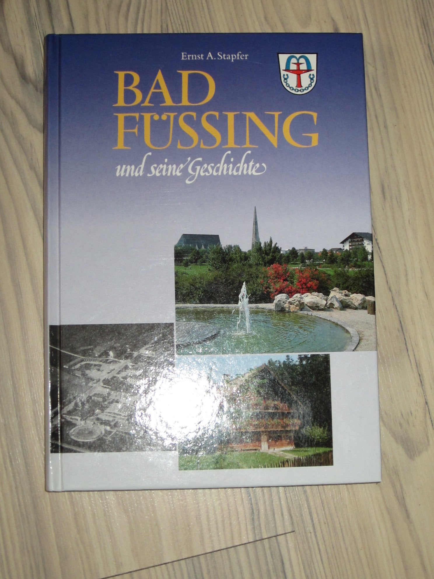 Bad Füssing und seine Geschichte. Von der Entstehung des Thermalwassers über die Besiedlungsgeschichte bis hin zu den Bad Füssinger Wasserkriegen und dem heutigen Entwicklungsstand des Ortes Politics & History