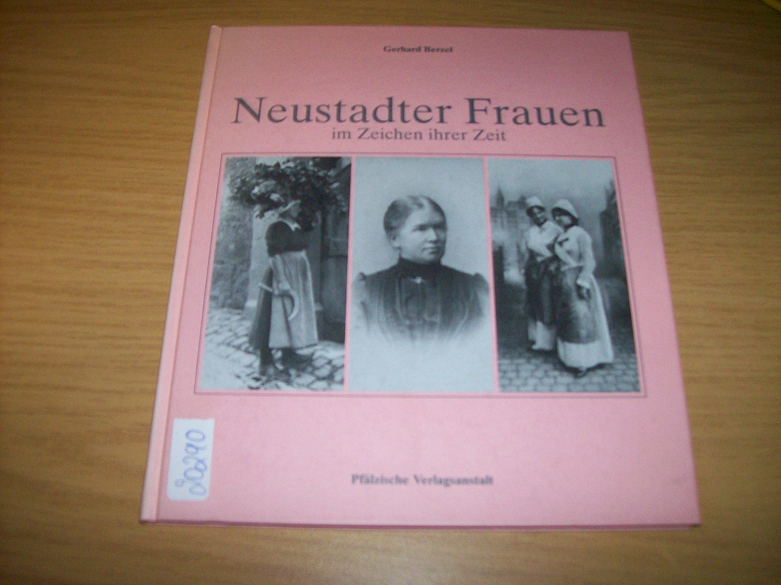Neustadter Frauen im Zeichen ihrer Zeit book