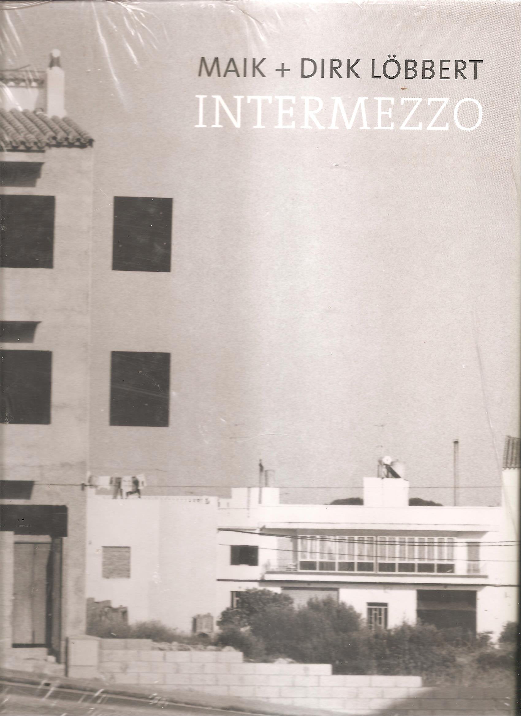 Maik + Dirk Löbbert - Intermezzo: Dt. /Engl. Second-hand books on film, art and culture