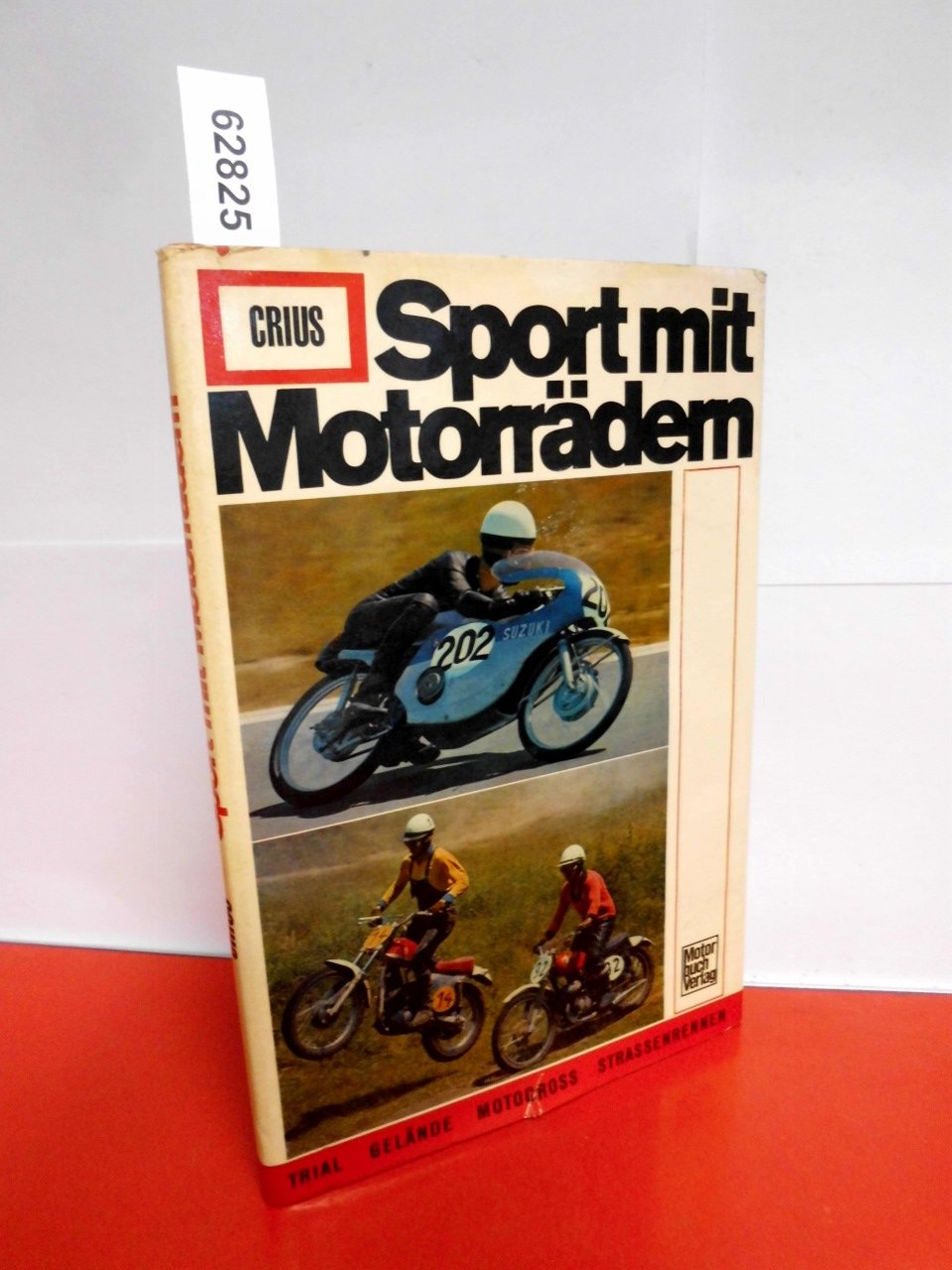 Sport mit Motorrädern. Trial, Gelände, Motocross, Straßenrennen Travel