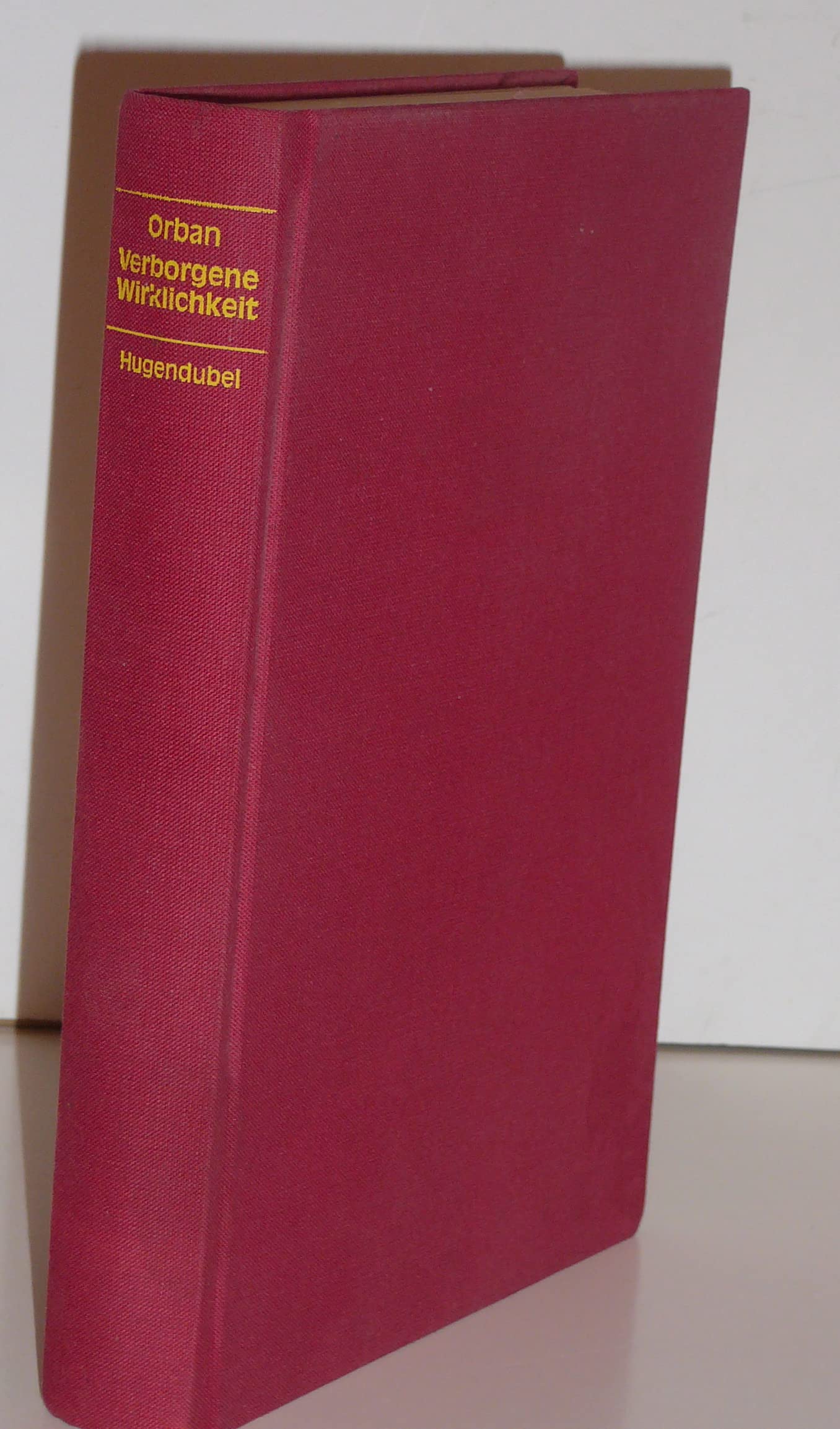 Verborgene Wirklichkeit. Eine Einführung in das esoterische Denken book