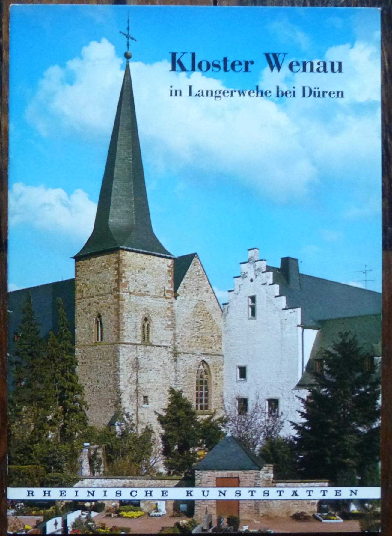 Das ehemalige Prämonstratenserinnen-Kloster Wenau in Langerwehe bei Düren. Books