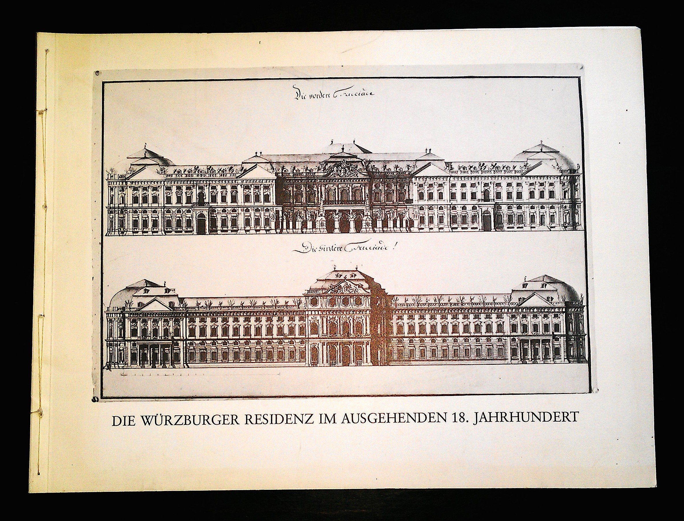 Die Würzburger Residenz im ausgehenden 18. Jahrhundert: Dargestellt am Beispiel einer zeitgenössischen Planserie (Stuttgarter Arbeiten Zur Germanistik) Architecture